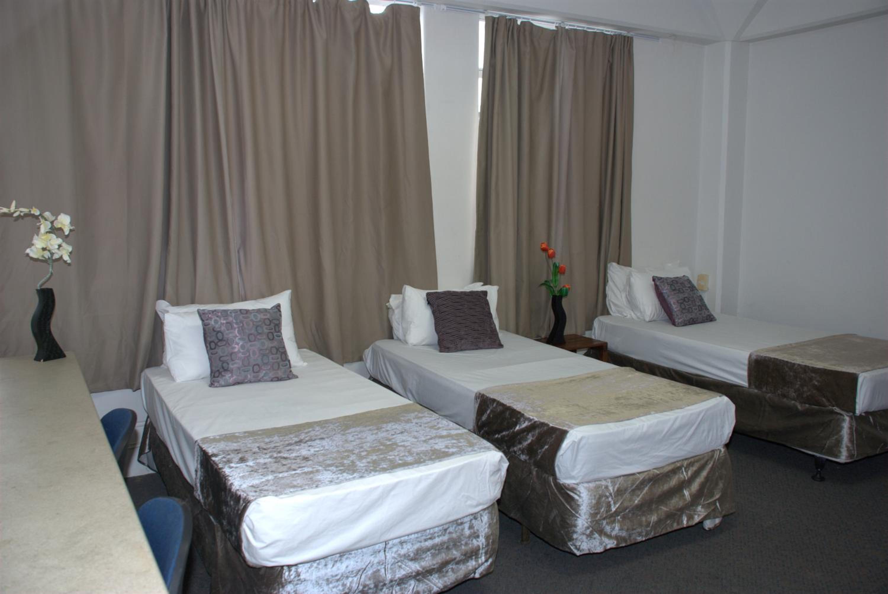 Hamilton City Inn