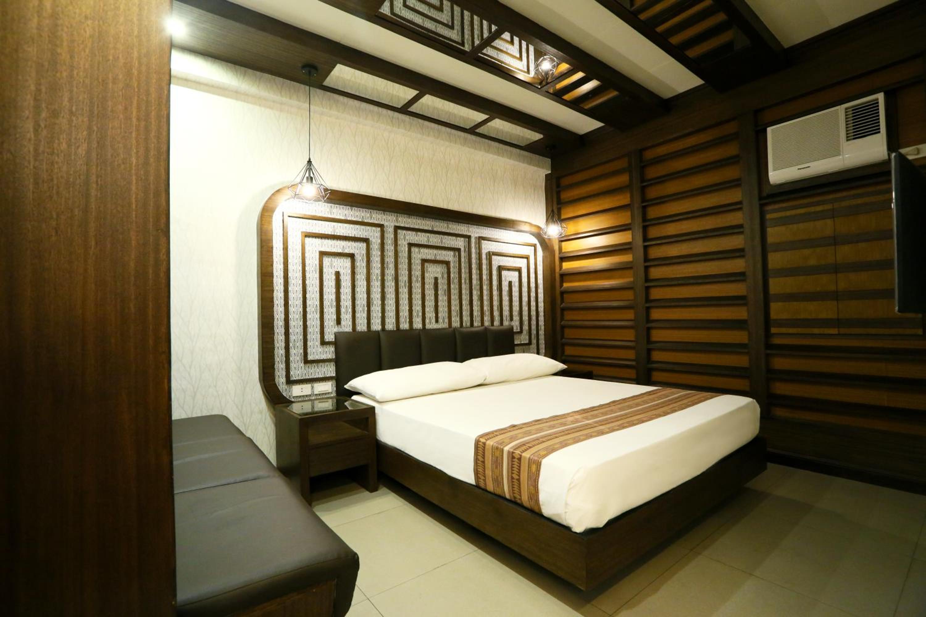 Hotel Ava Malate, Manila - 12