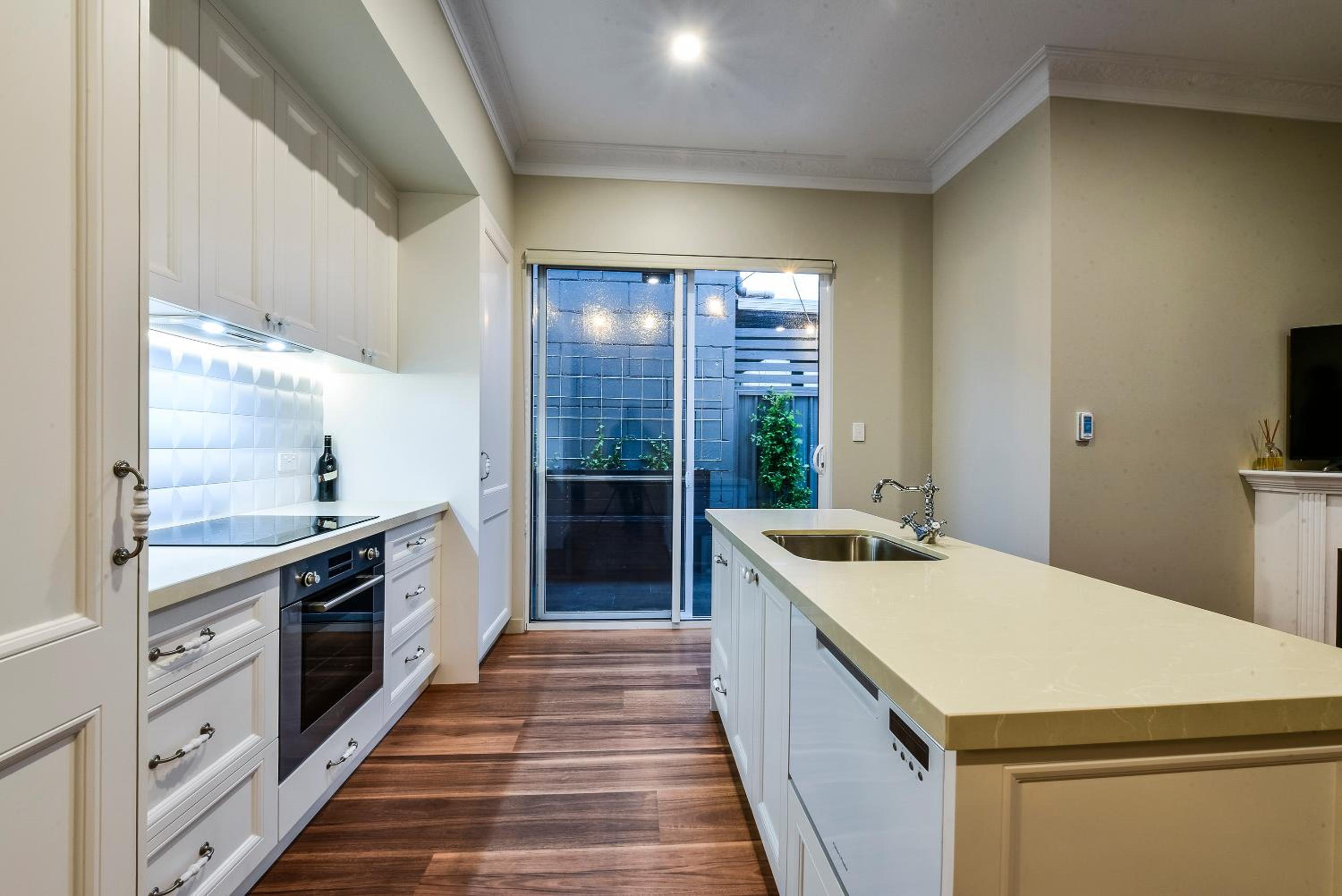 Aloha Central Luxury Apartments