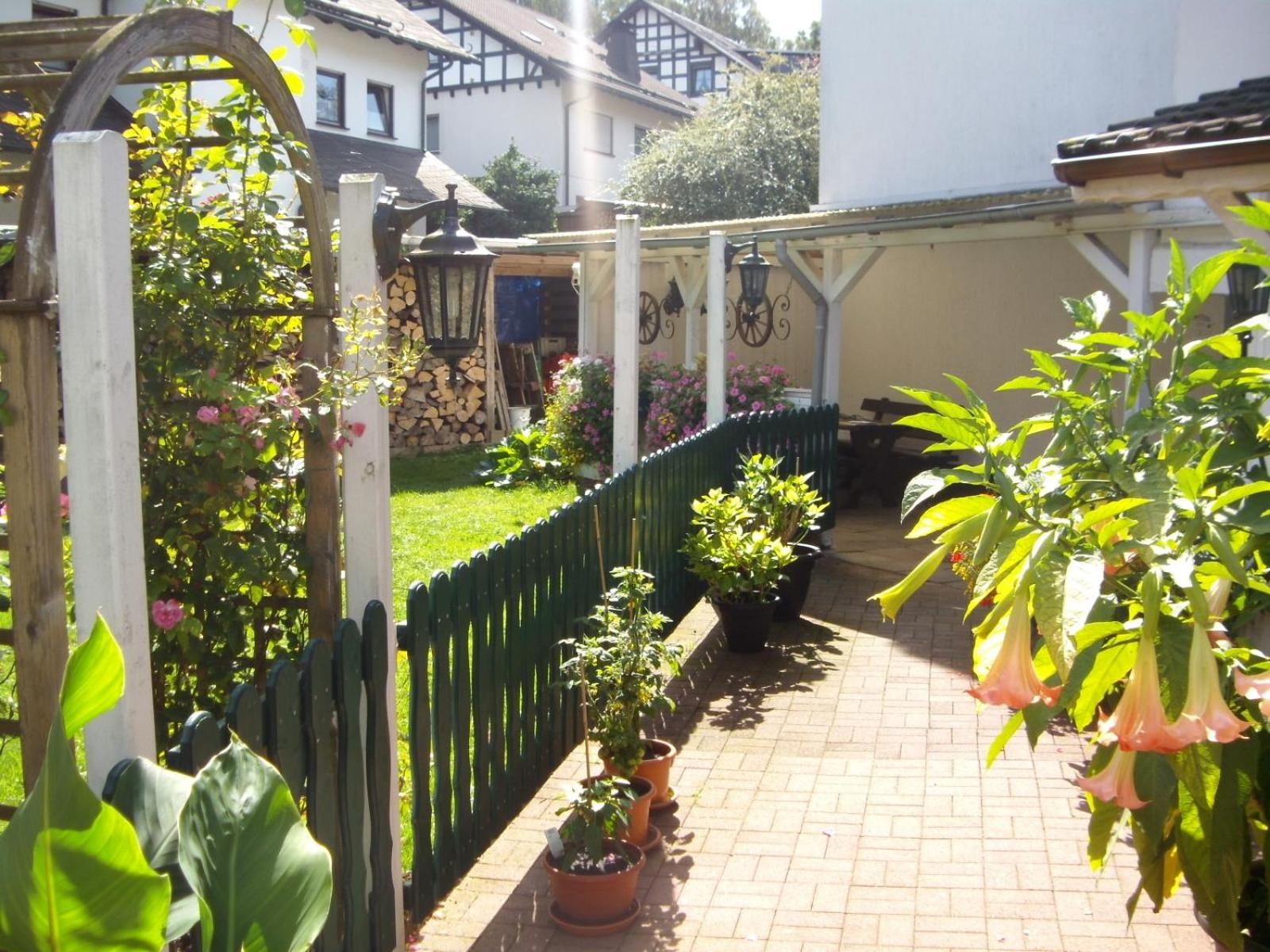 Photo 25