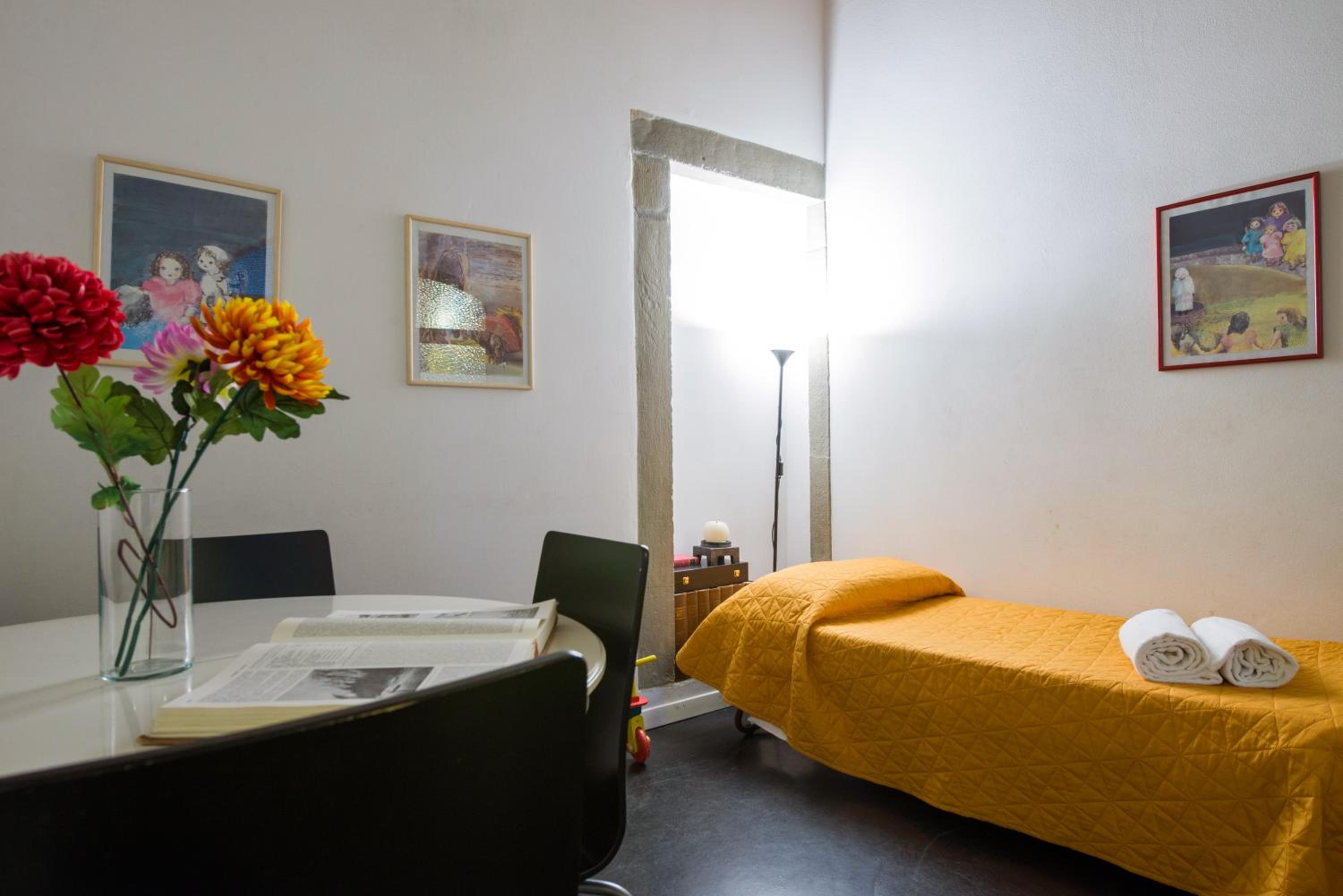 GuestHost - San Lorenzo Charm - Florence Nook