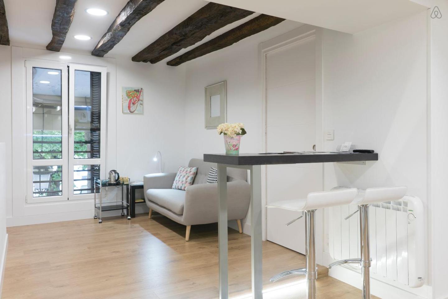 LUXURY IN OLD TOWN NEAR BEACH by www,SanSebastianApartments,es