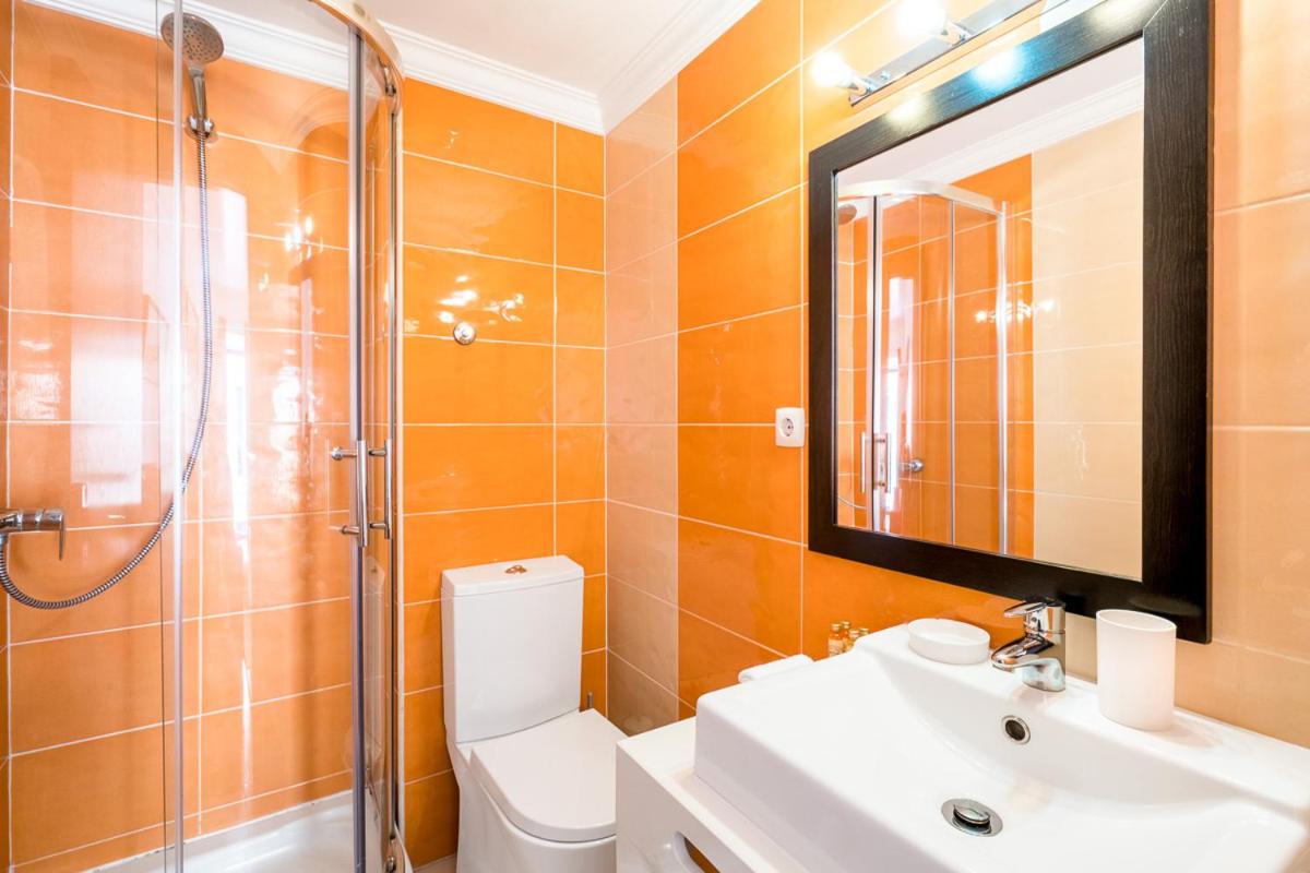 Pateo Santo Estevao-Self Catering Apartments view 5