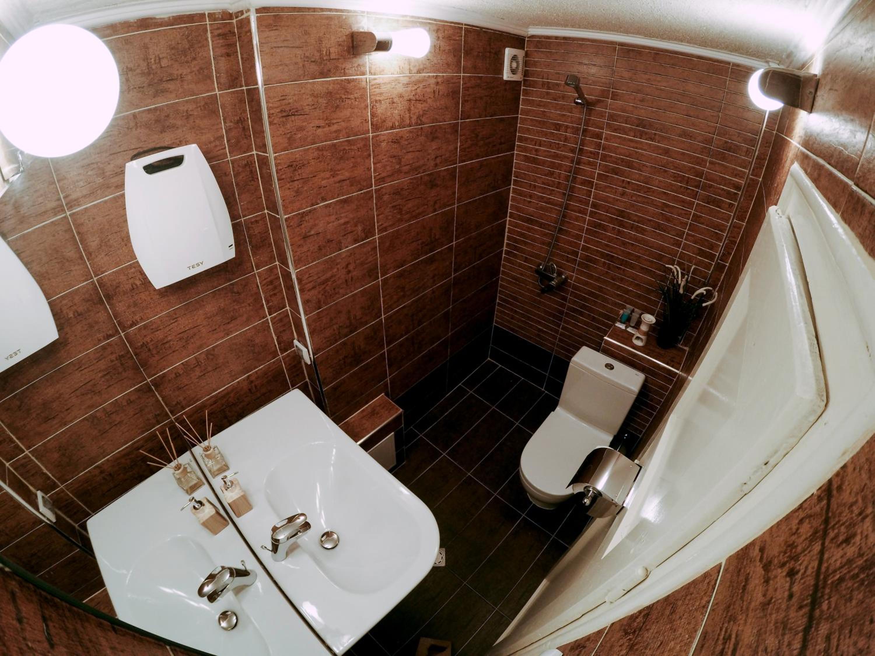 Photo 7