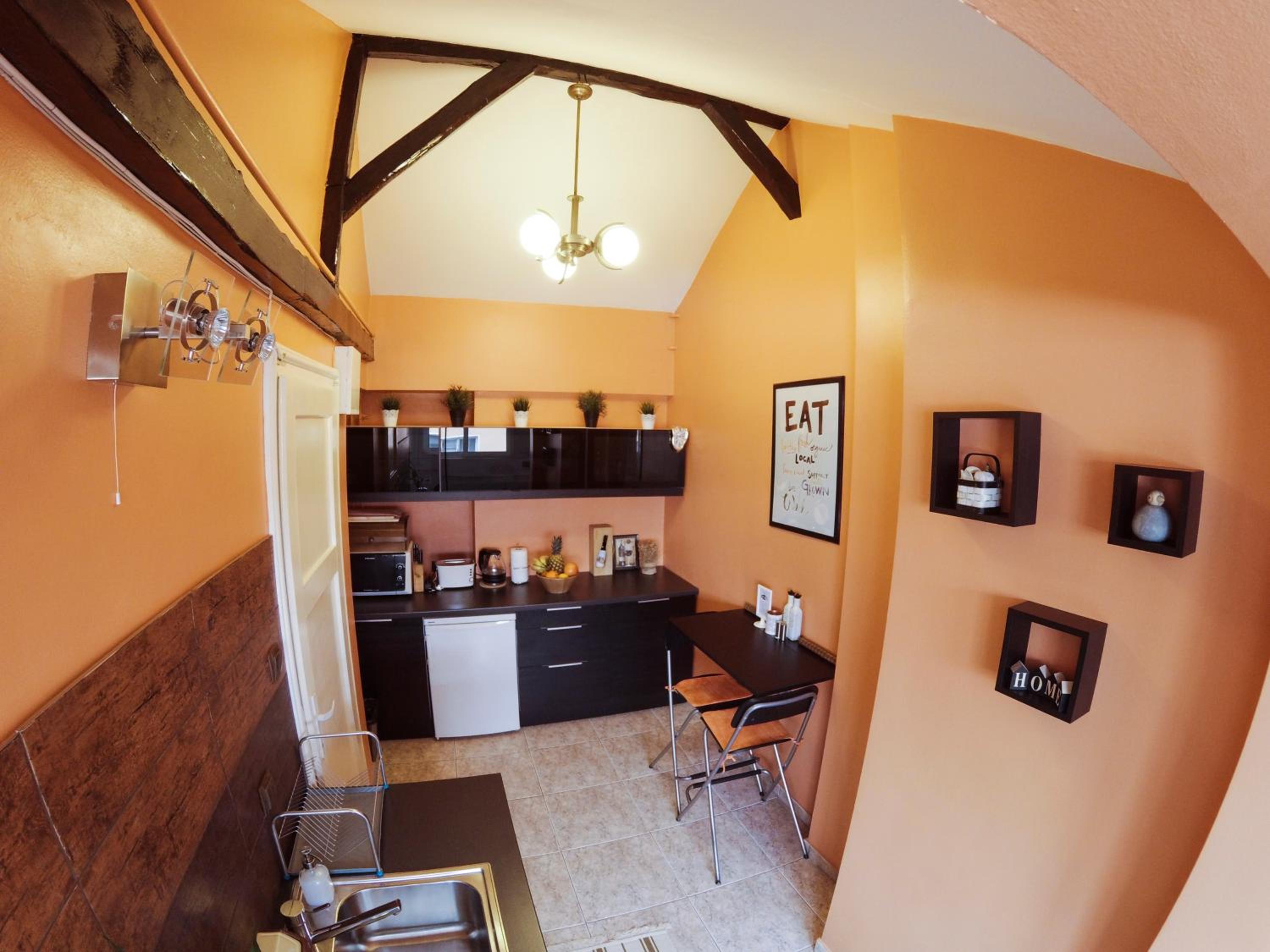 Studio 5 Corners view 5