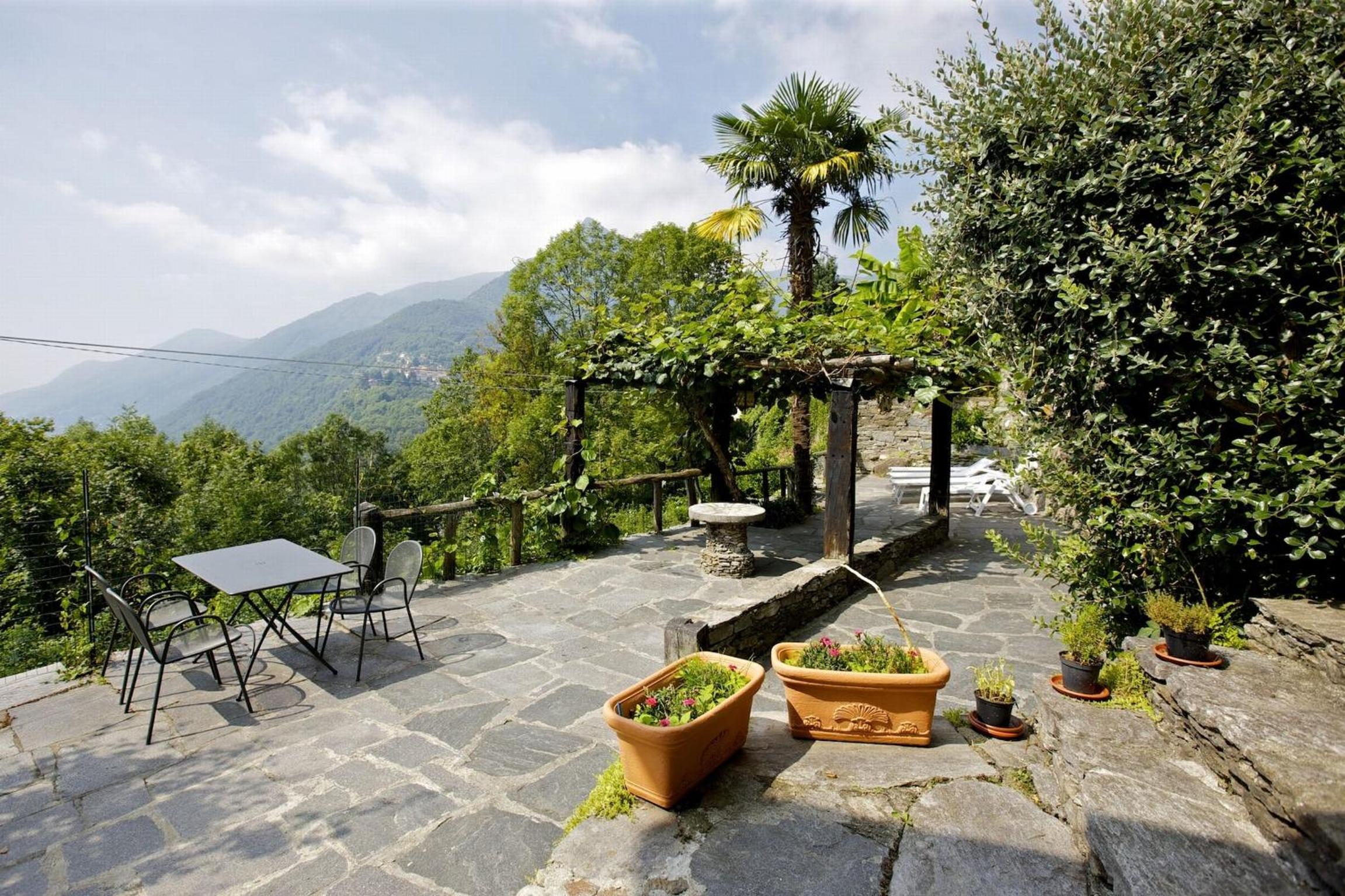 Rustico La Vigna view 2