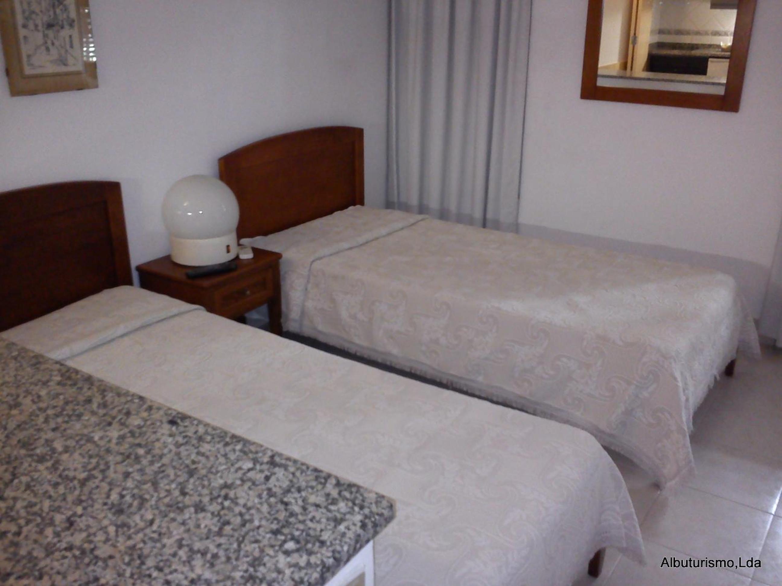 Edificio Albufeira Apartamentos A. Local - Albuturismo Lda