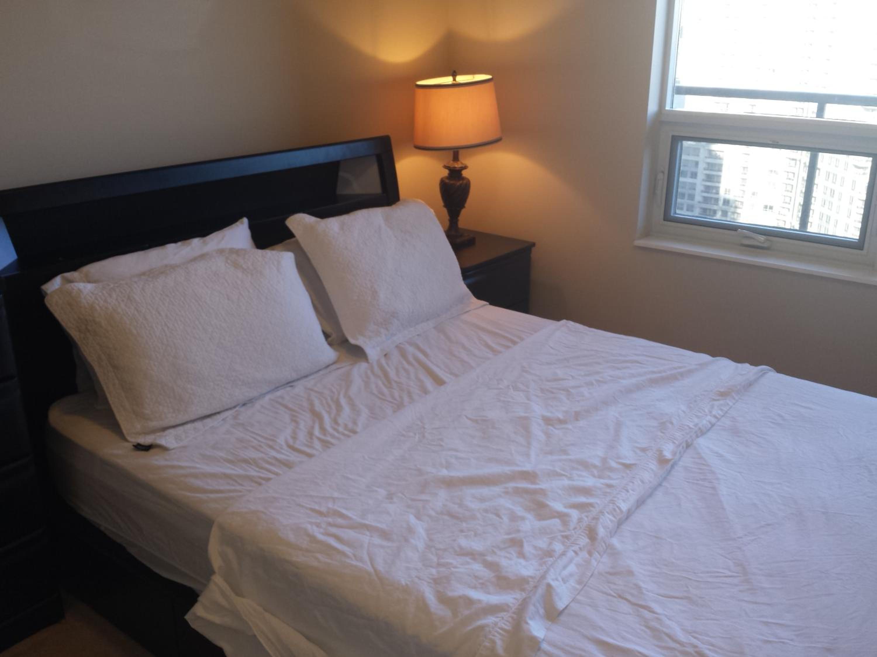 BEST LOCATION/SPECTACULAR VIEW 2 BEDROOMS FURNISHED CONDO S/L RENT