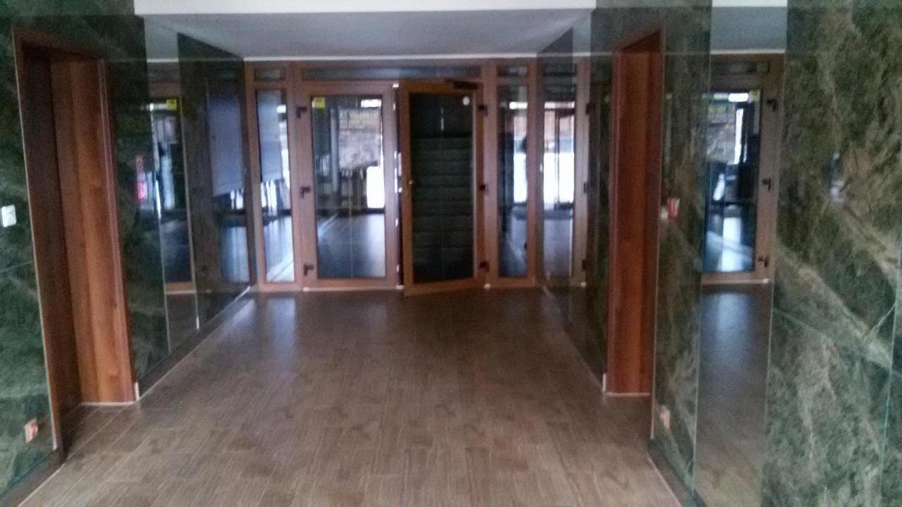 Photo 33