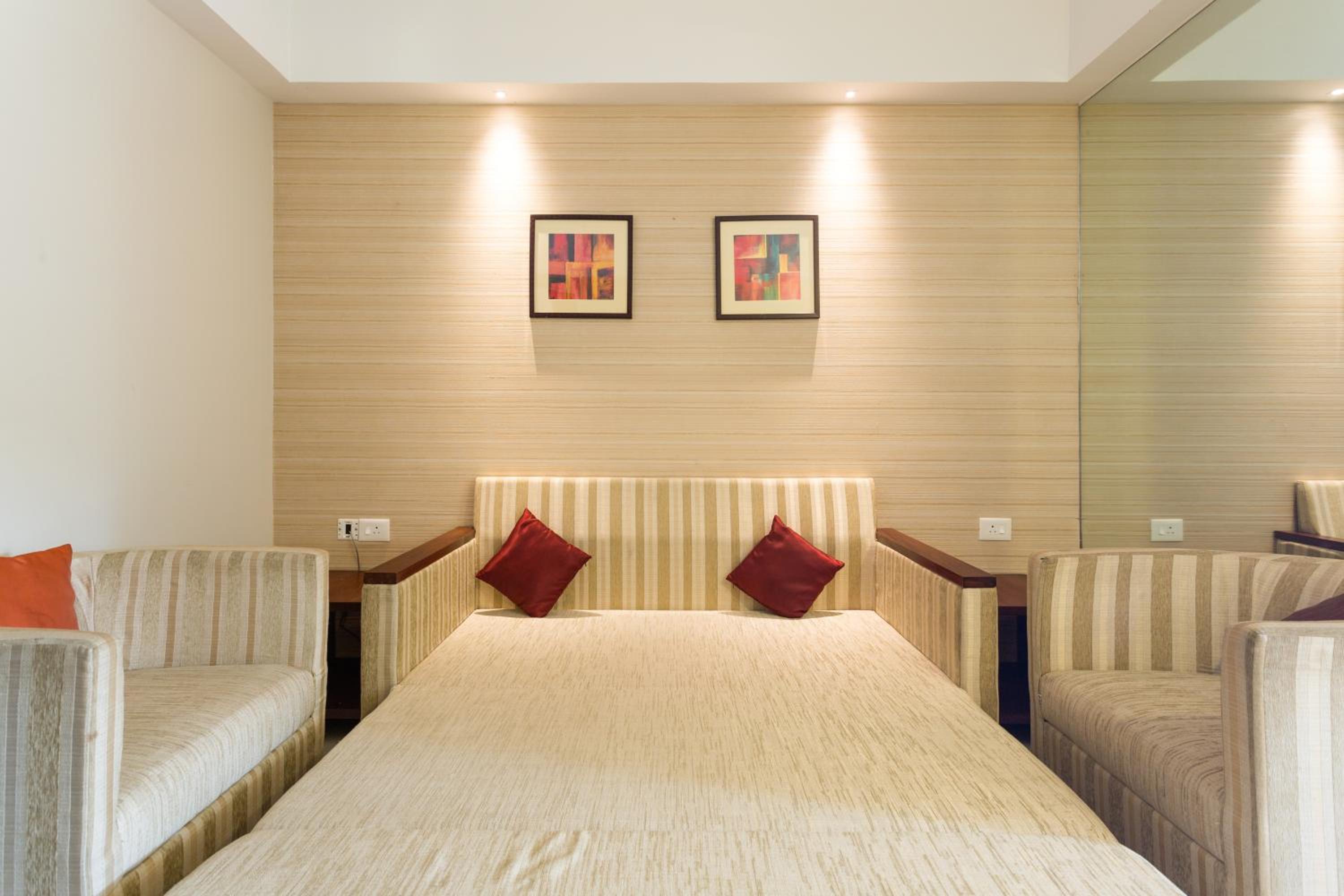 Cochin Vacations - D Homz Suites - Property Image 7