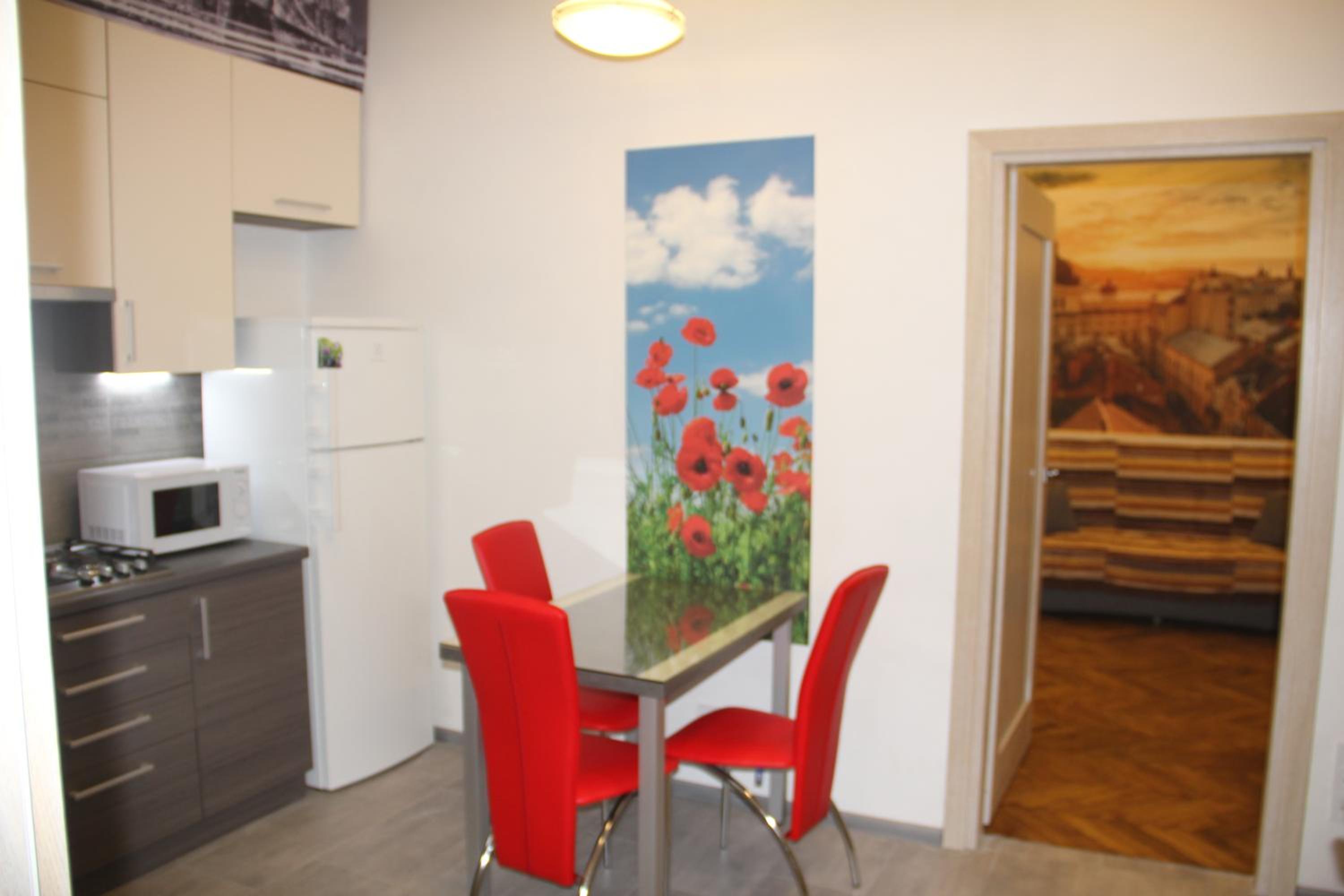 Apartment on Khorvatska Street