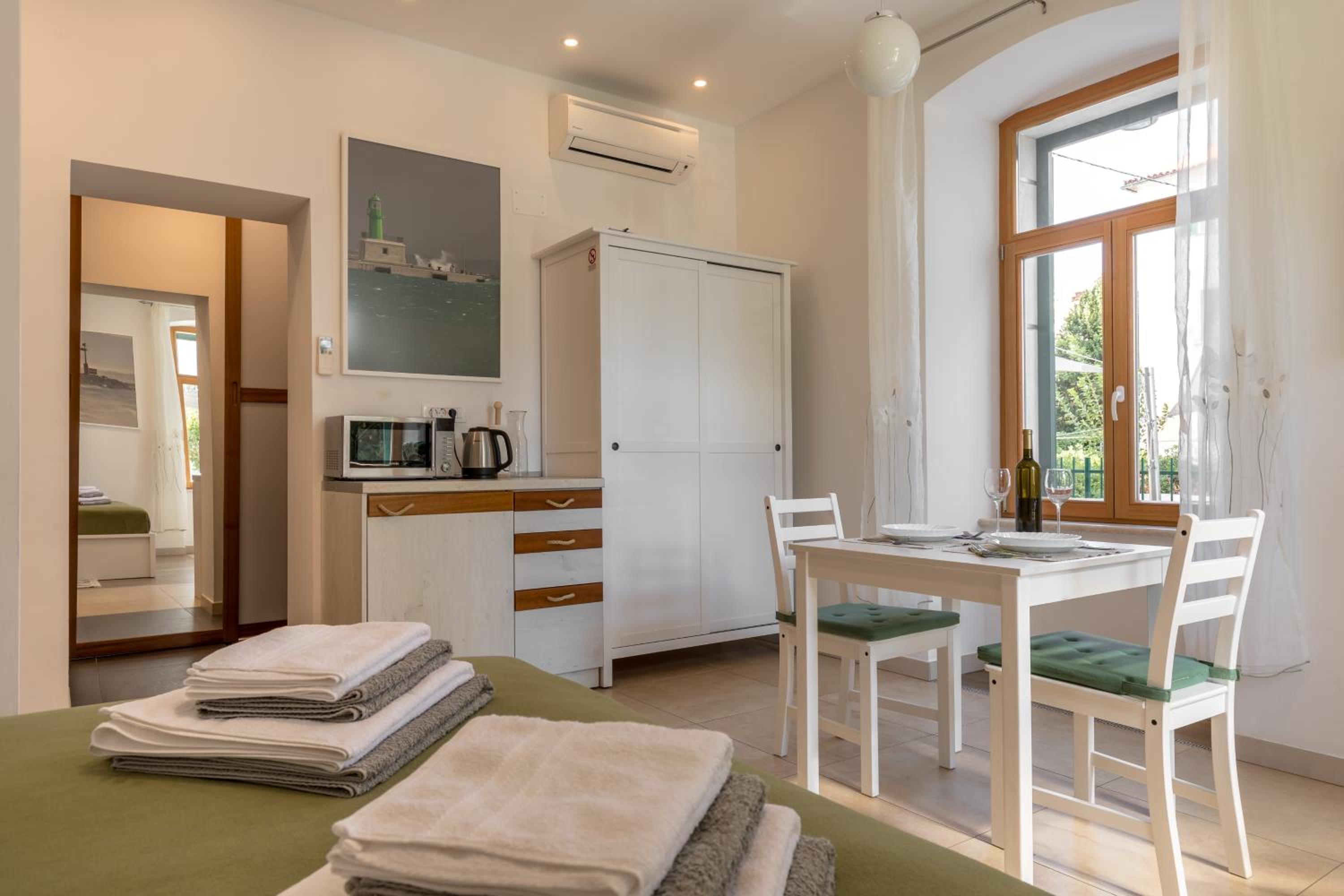 Studio apartment Džapo view 4