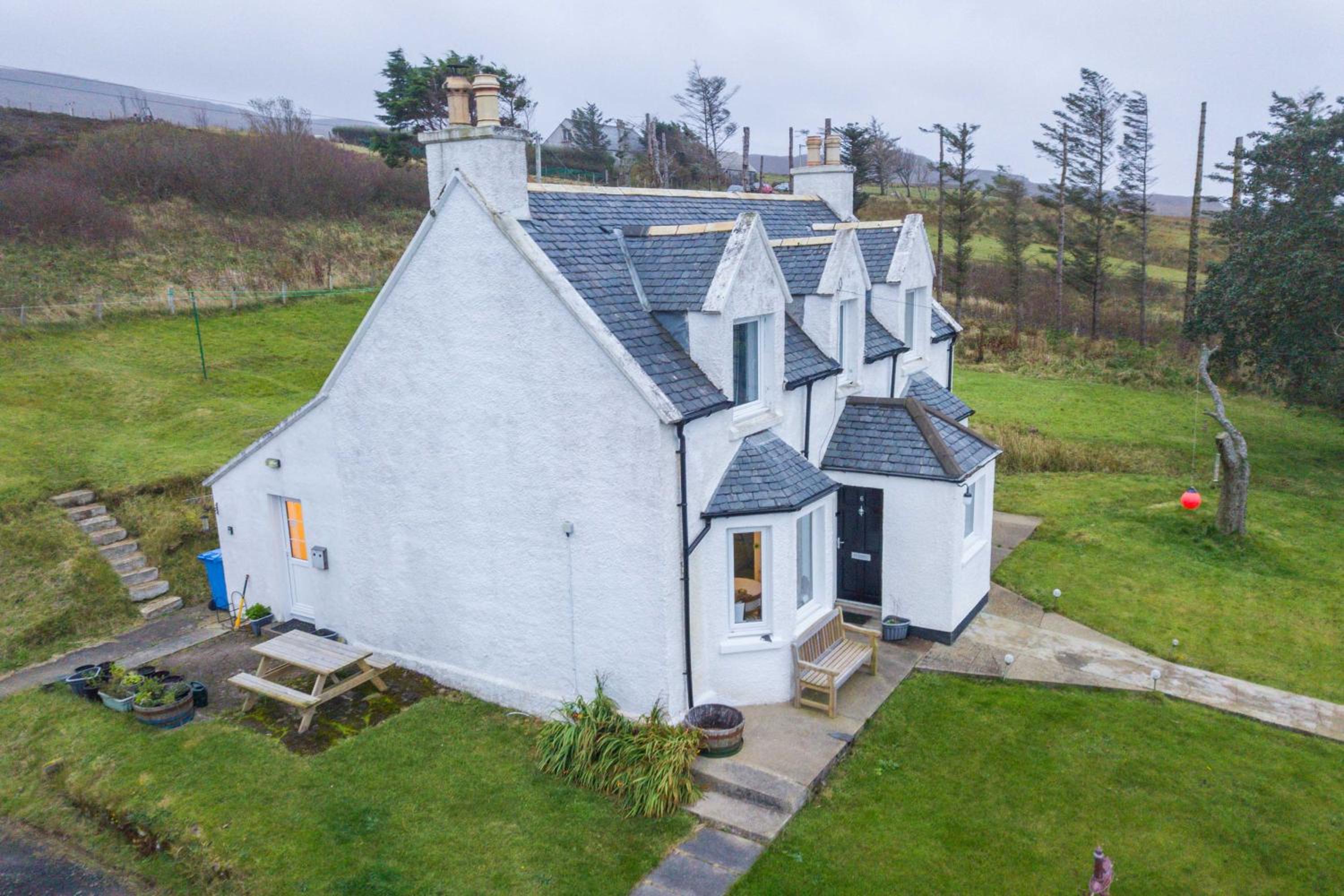 Hotel Lighthouse Cottage (Shared Facilities) - Image 1