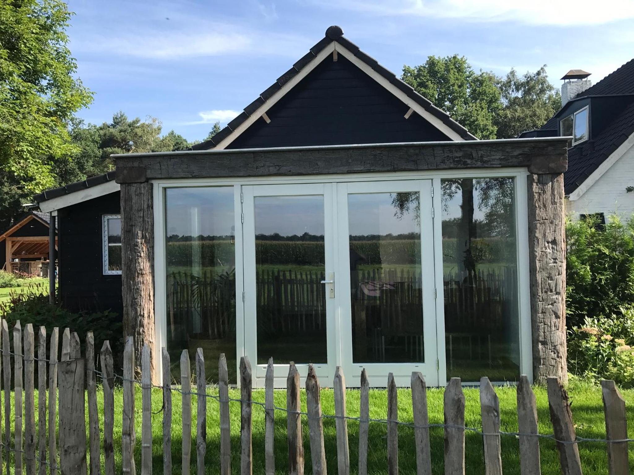 Photo 18