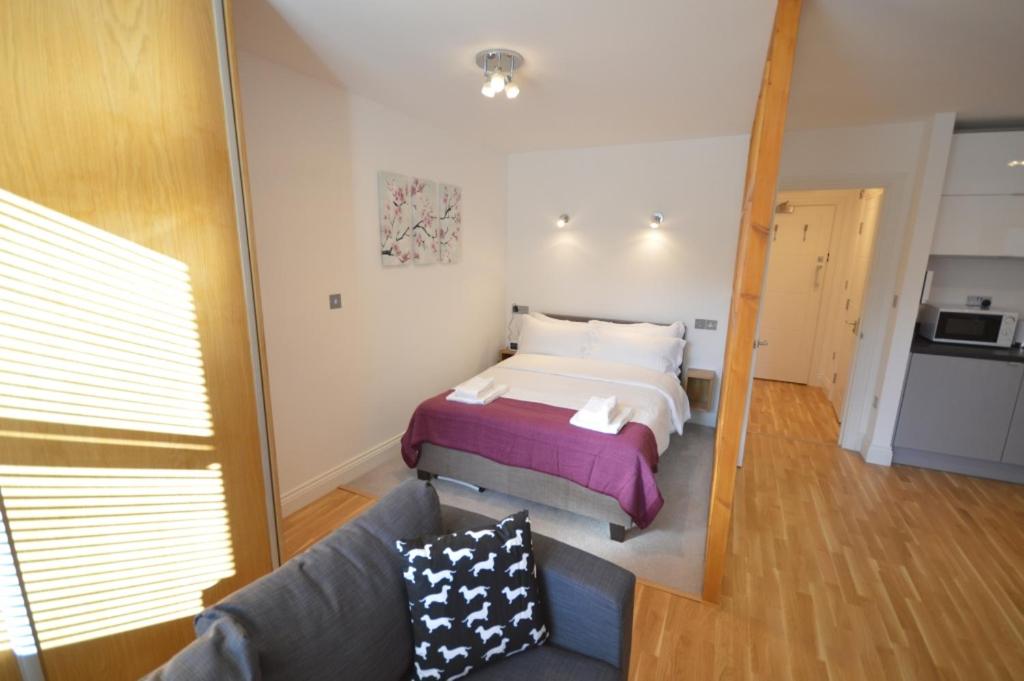 3B Soho Studios 3rd floor by Indigo Flats photo 3