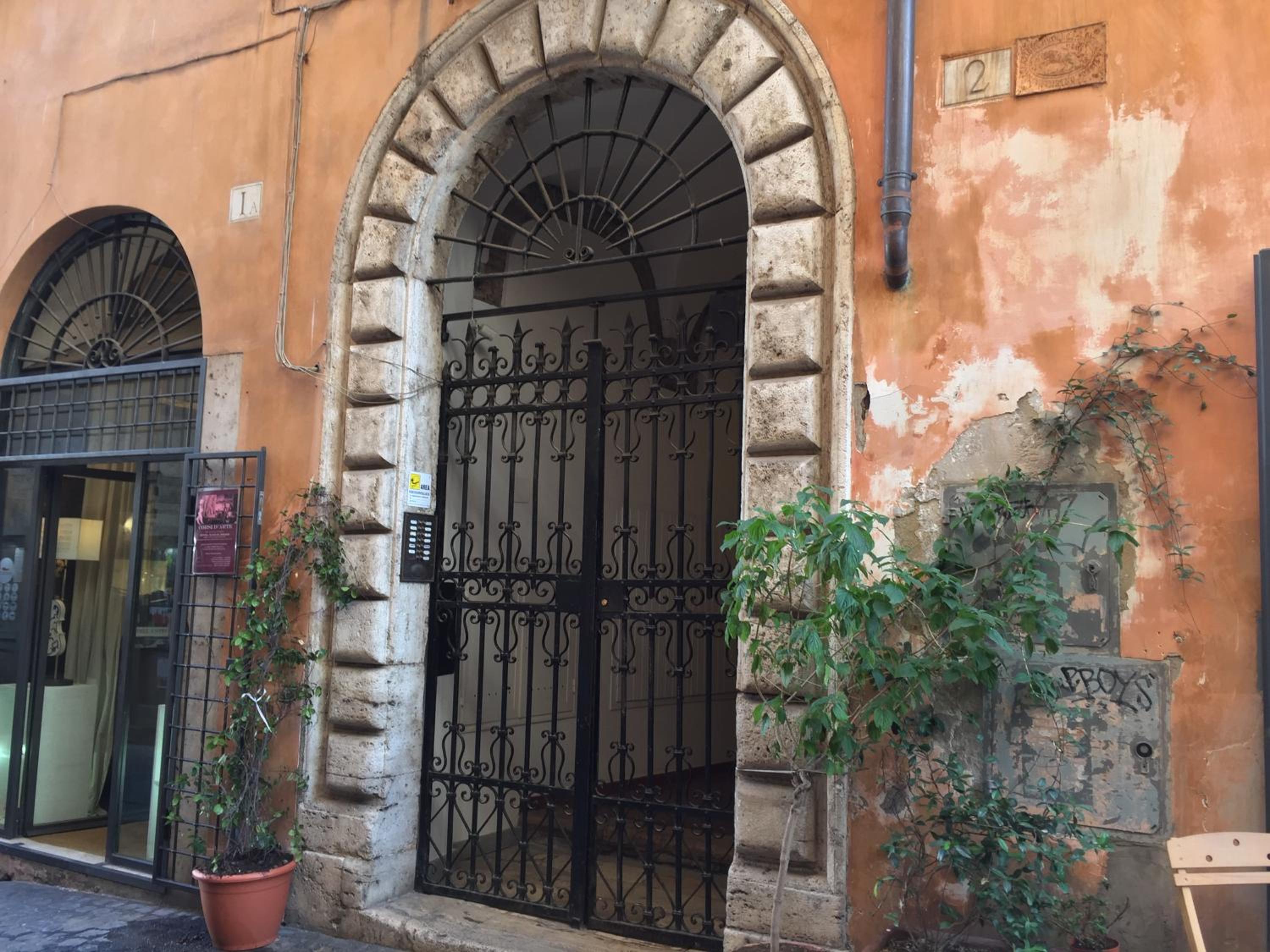 Reginella Suites — Rome