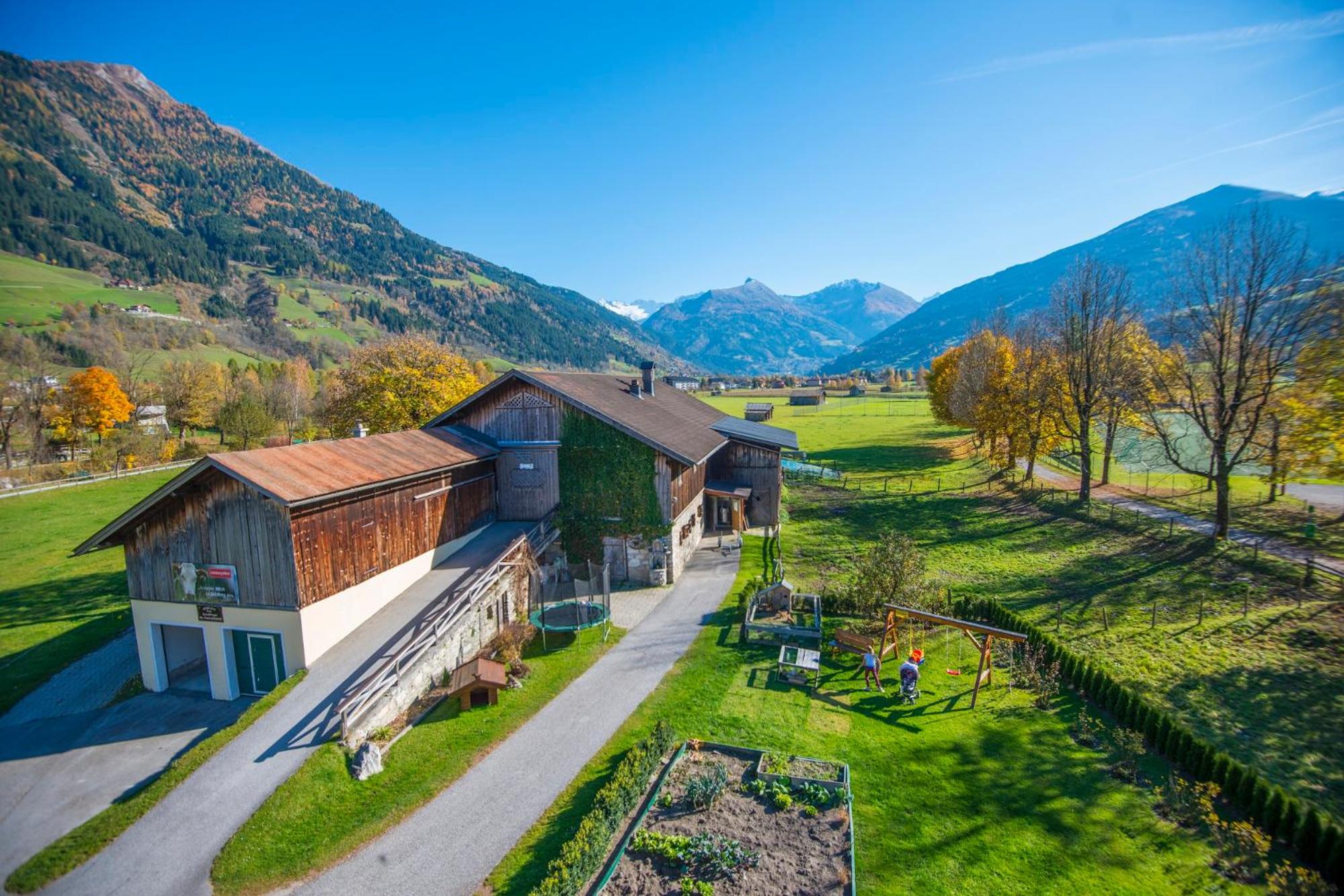 KENDLGUT Appartements am BioBauernhof inklusive unbegrenztem Eintritt in die Alpentherme