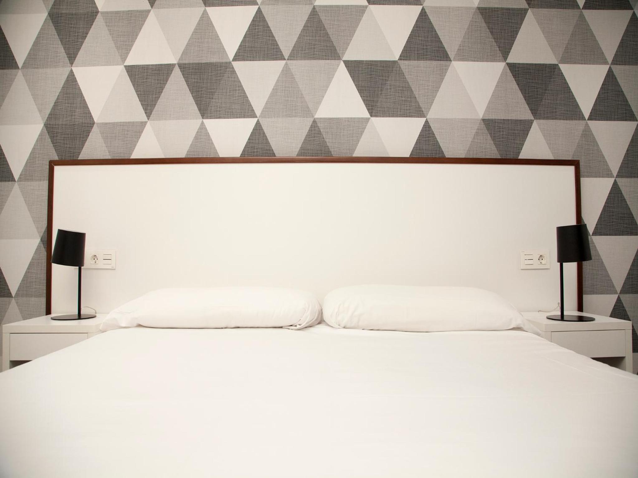 Flats Friends Soho Suites