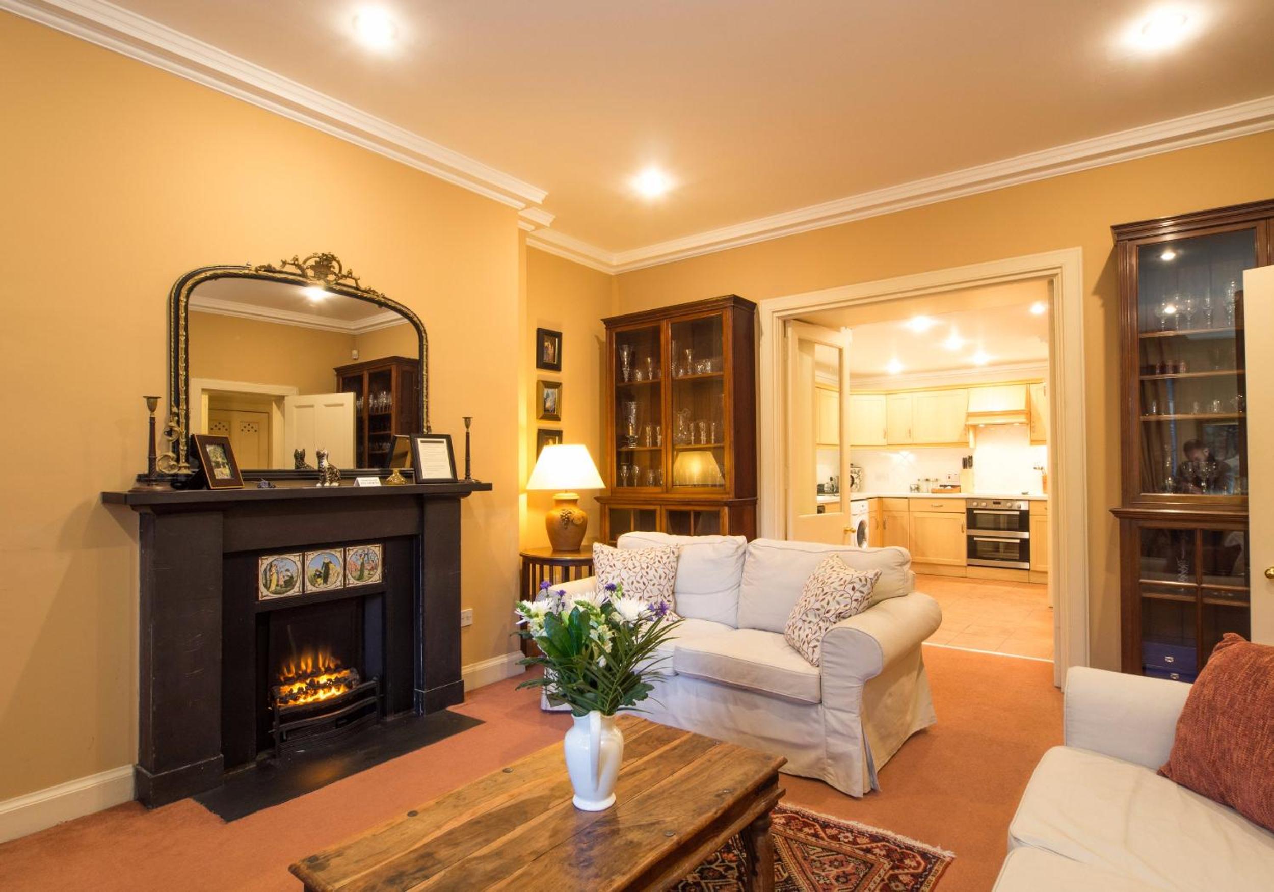 The Edinburgh Address - Drumsheugh Gardens view 2