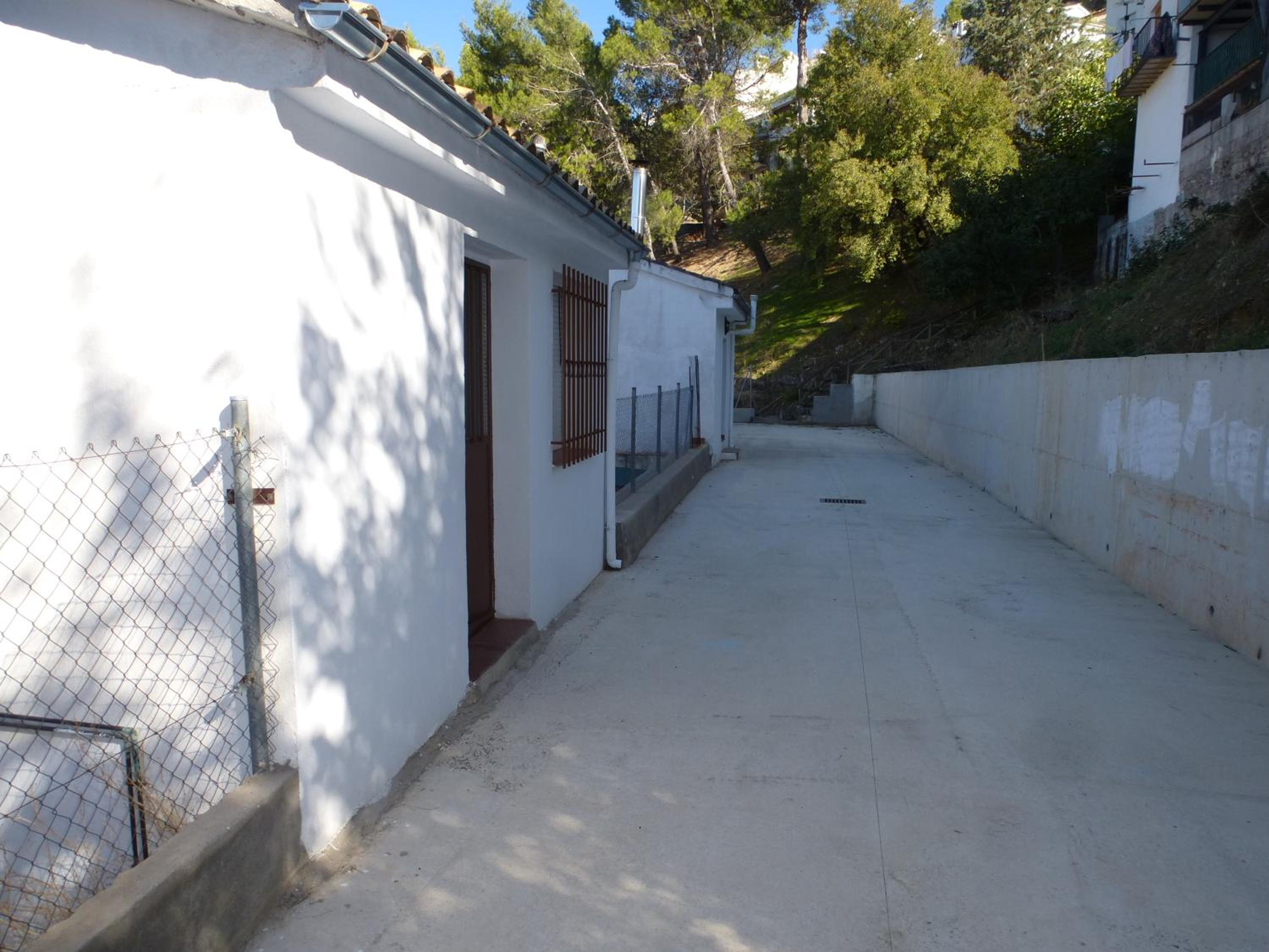 Photo 36