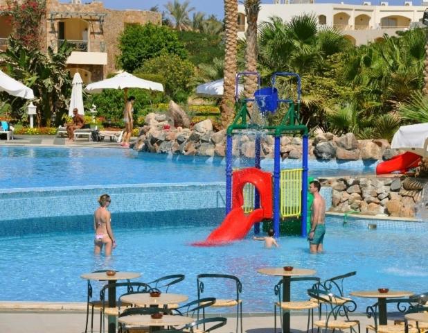 Brayka Bay Reef Resort