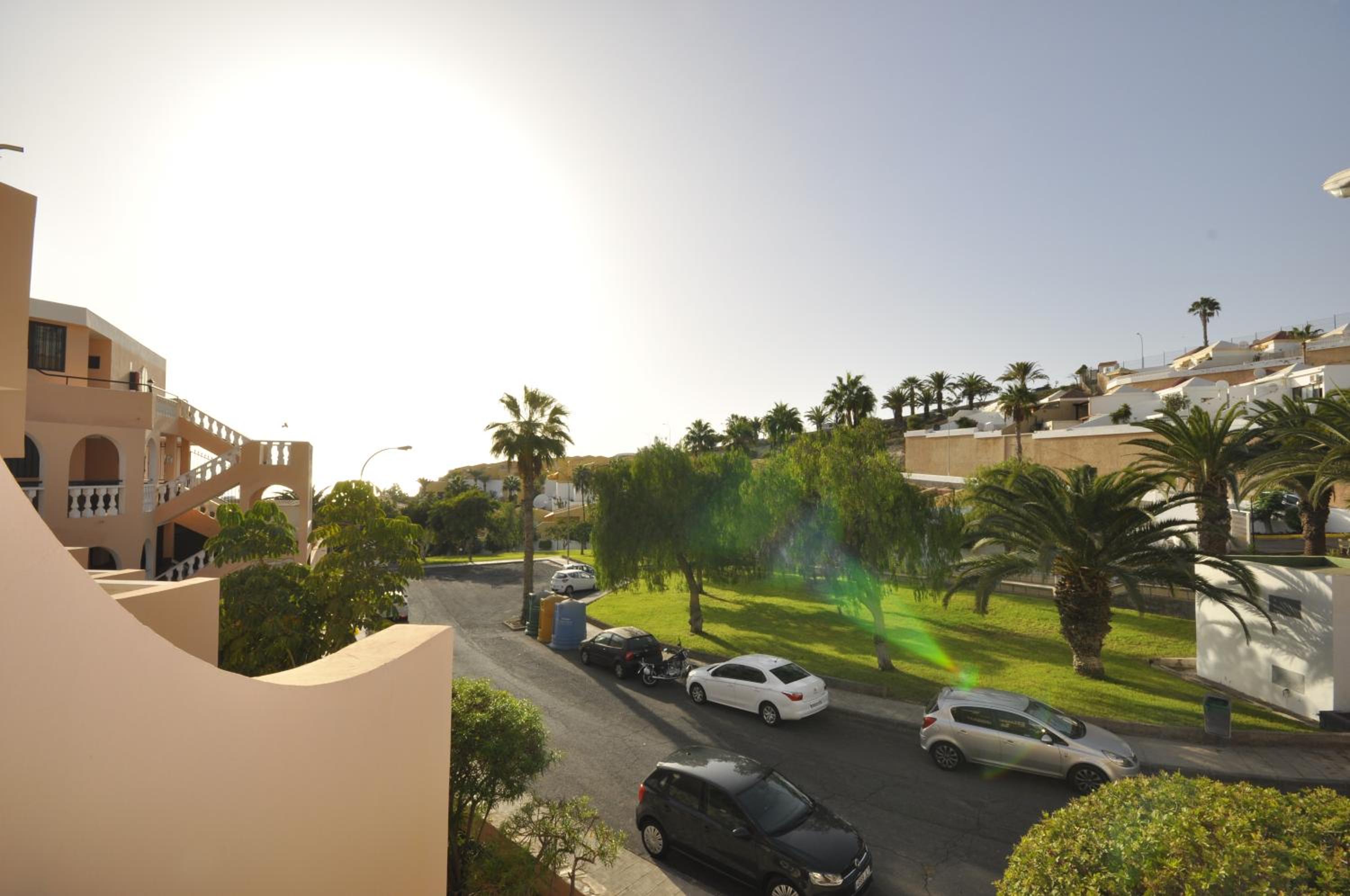 Paradise Court 26 WiFi Pool view 4