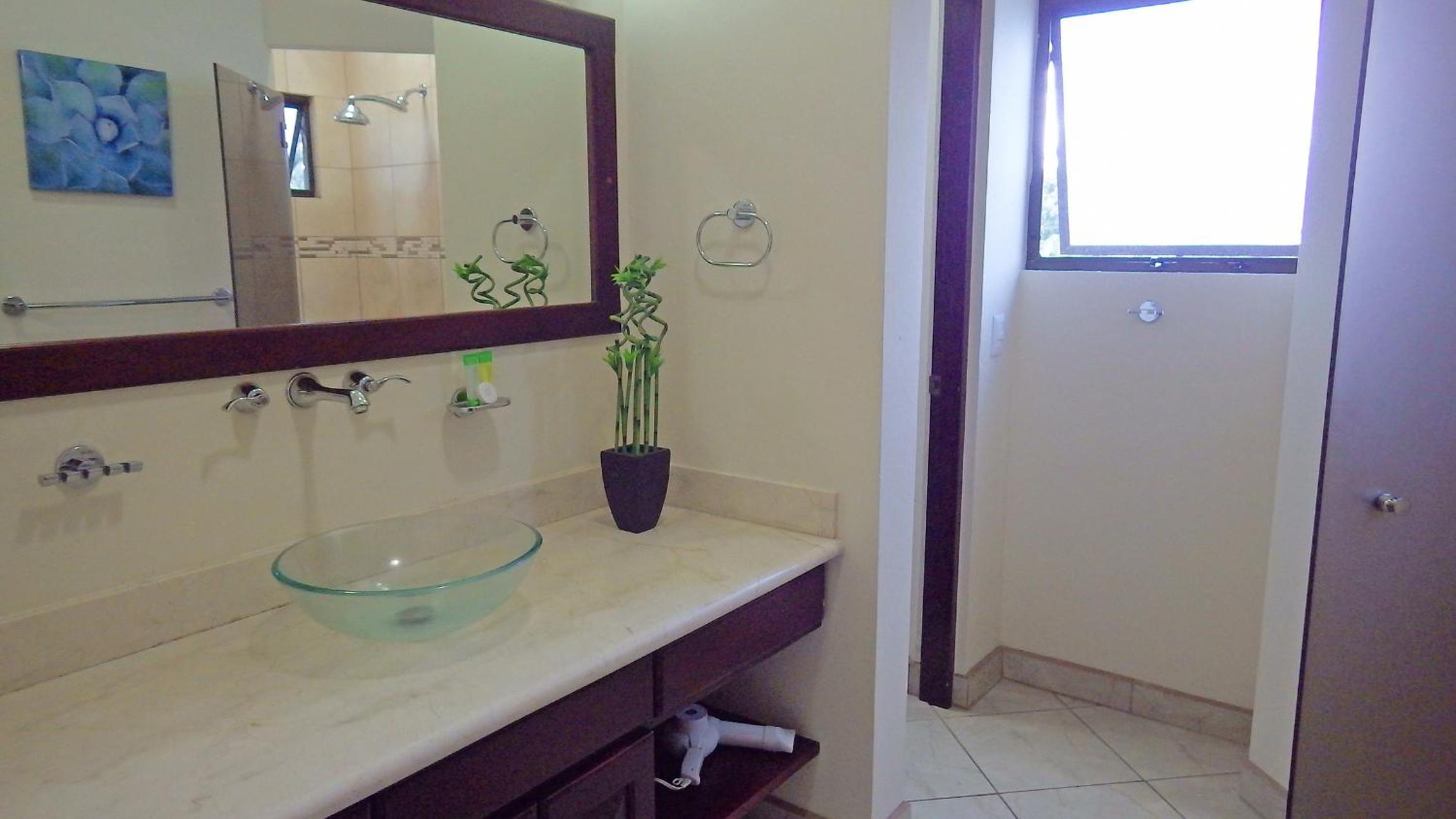 The Oaks Tamarindo Pool Front Condominiums fast wifi