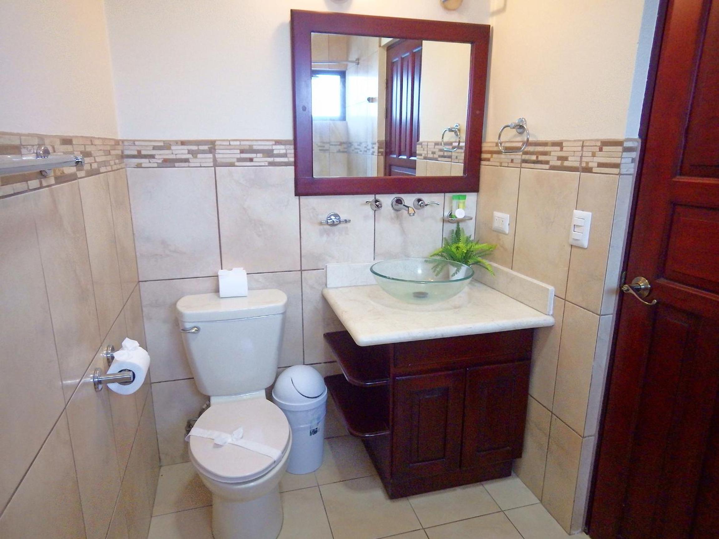 The Oaks Tamarindo Pool Front Condominiums fast wifi