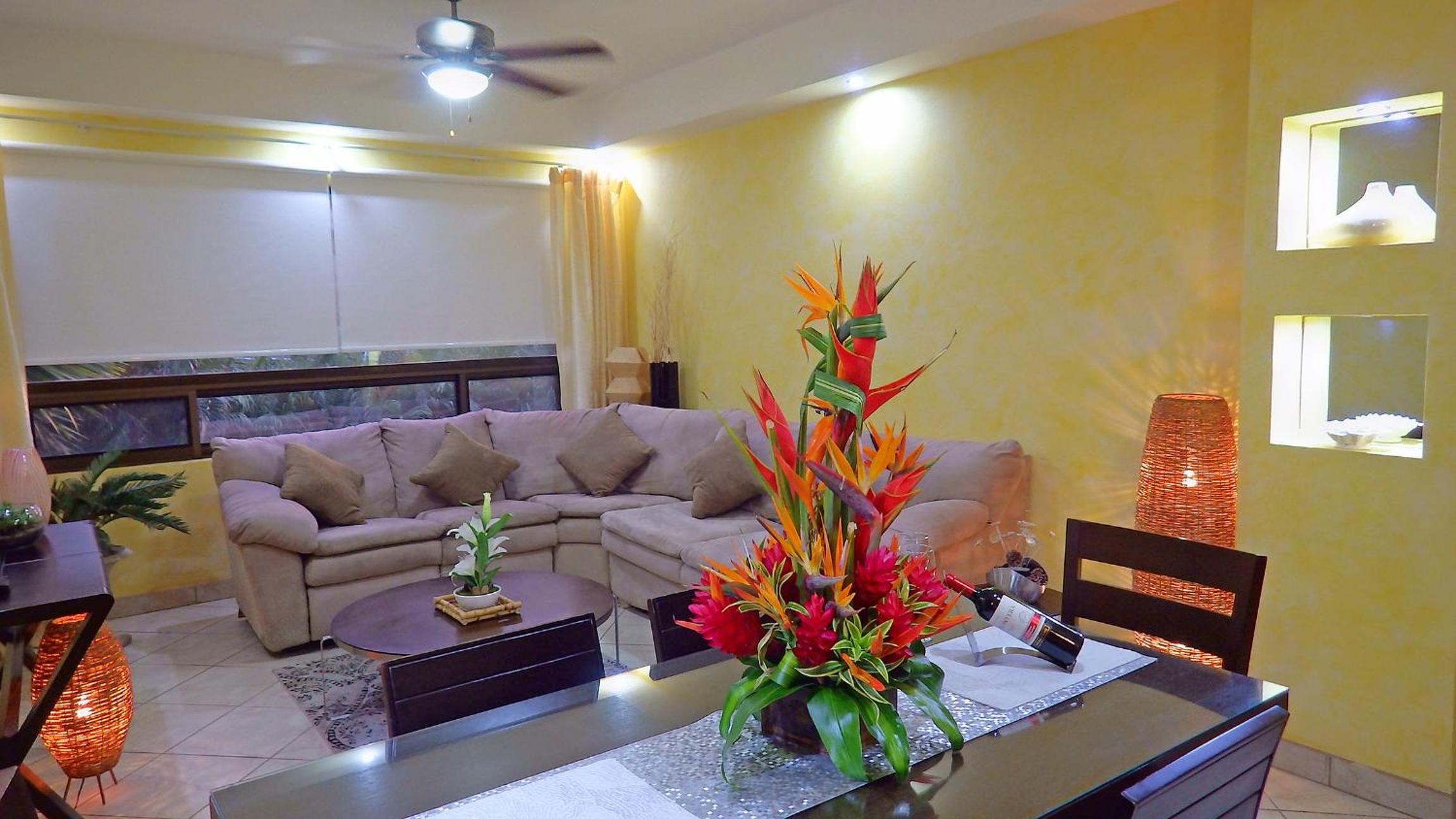 The Oaks Tamarindo Pool Front Condominiums fast wifi