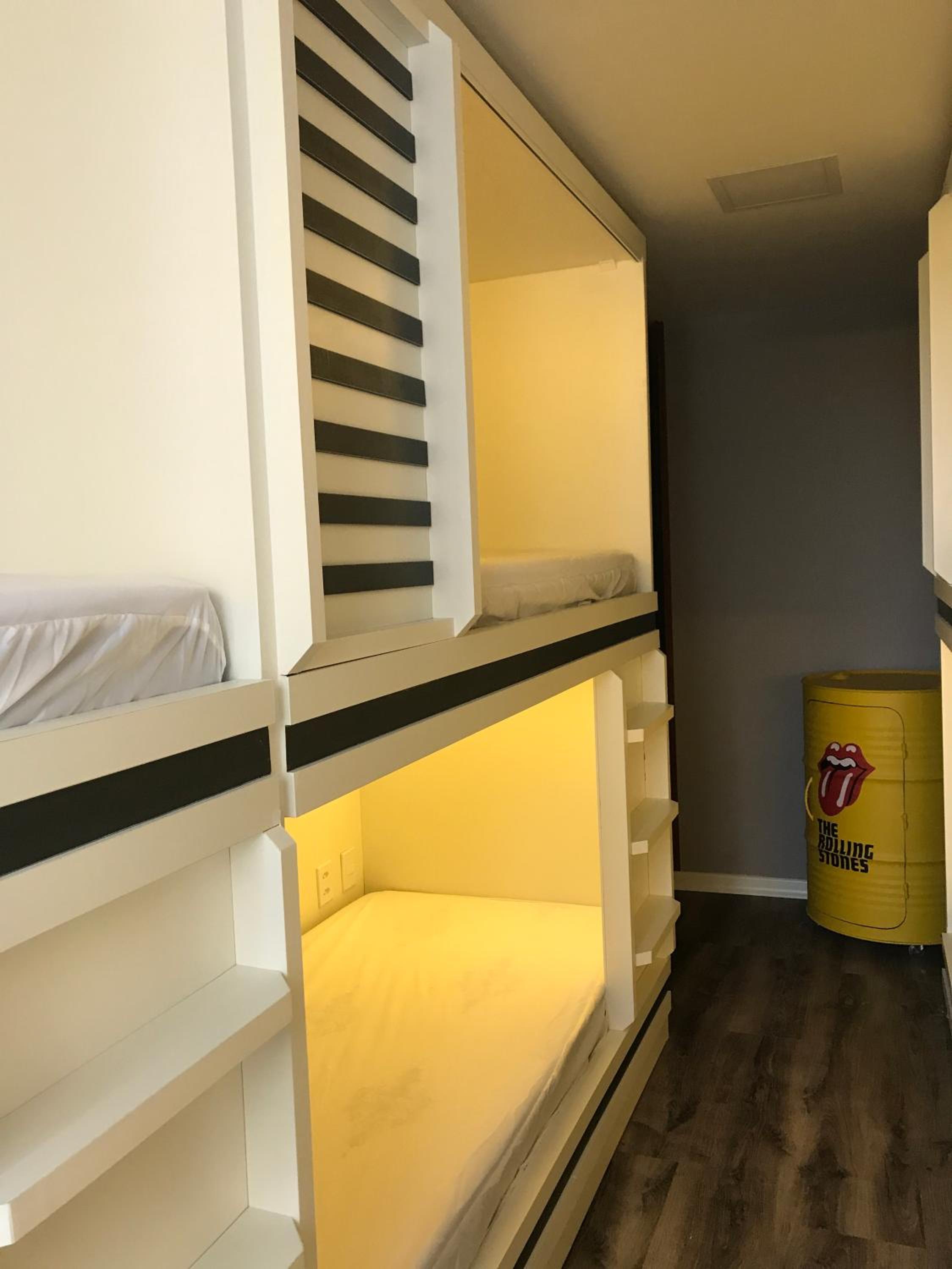 AIPA HOSTEL.COM