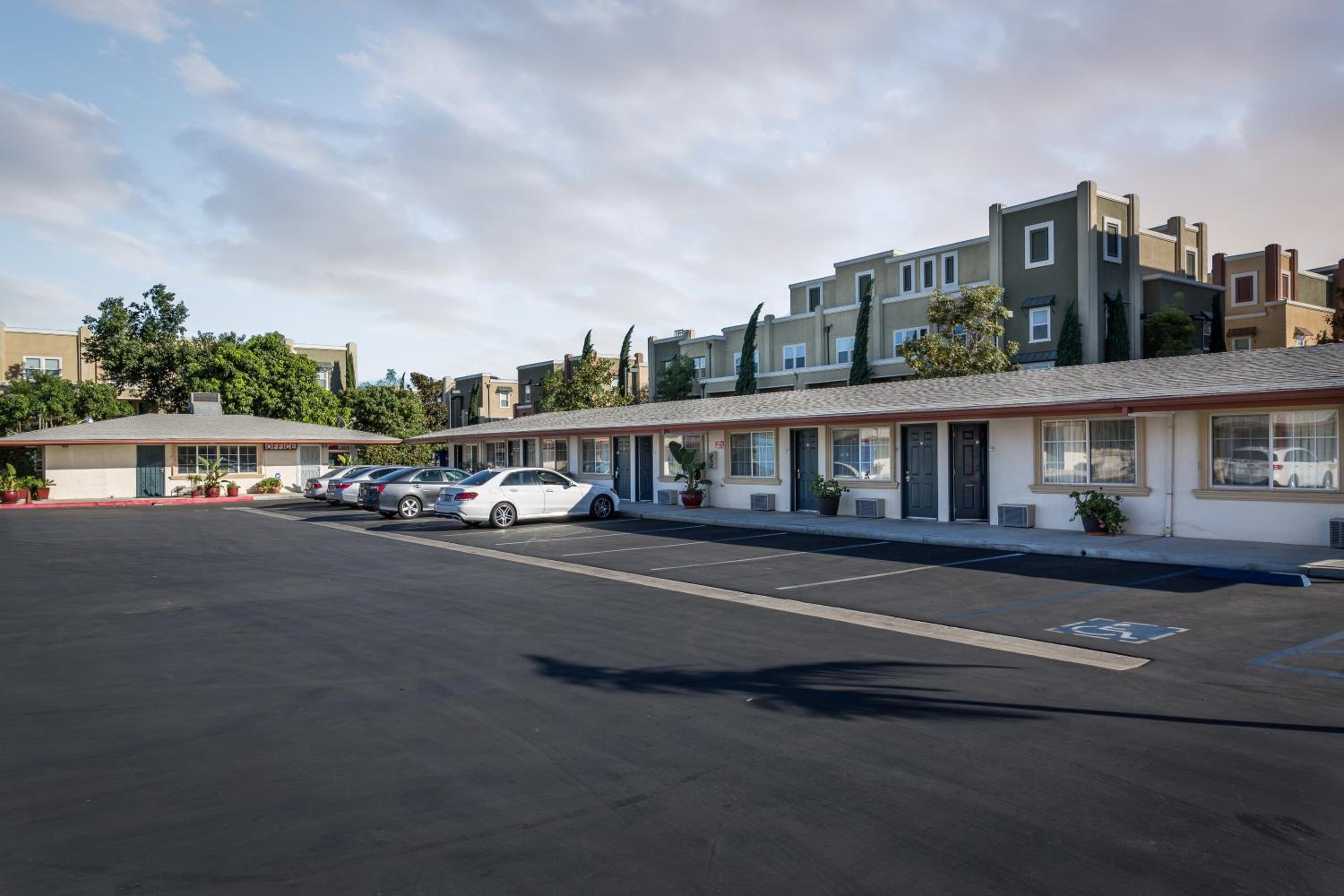 Orange County/Anaheim Vacations - Harbor Motel - Property Image 7