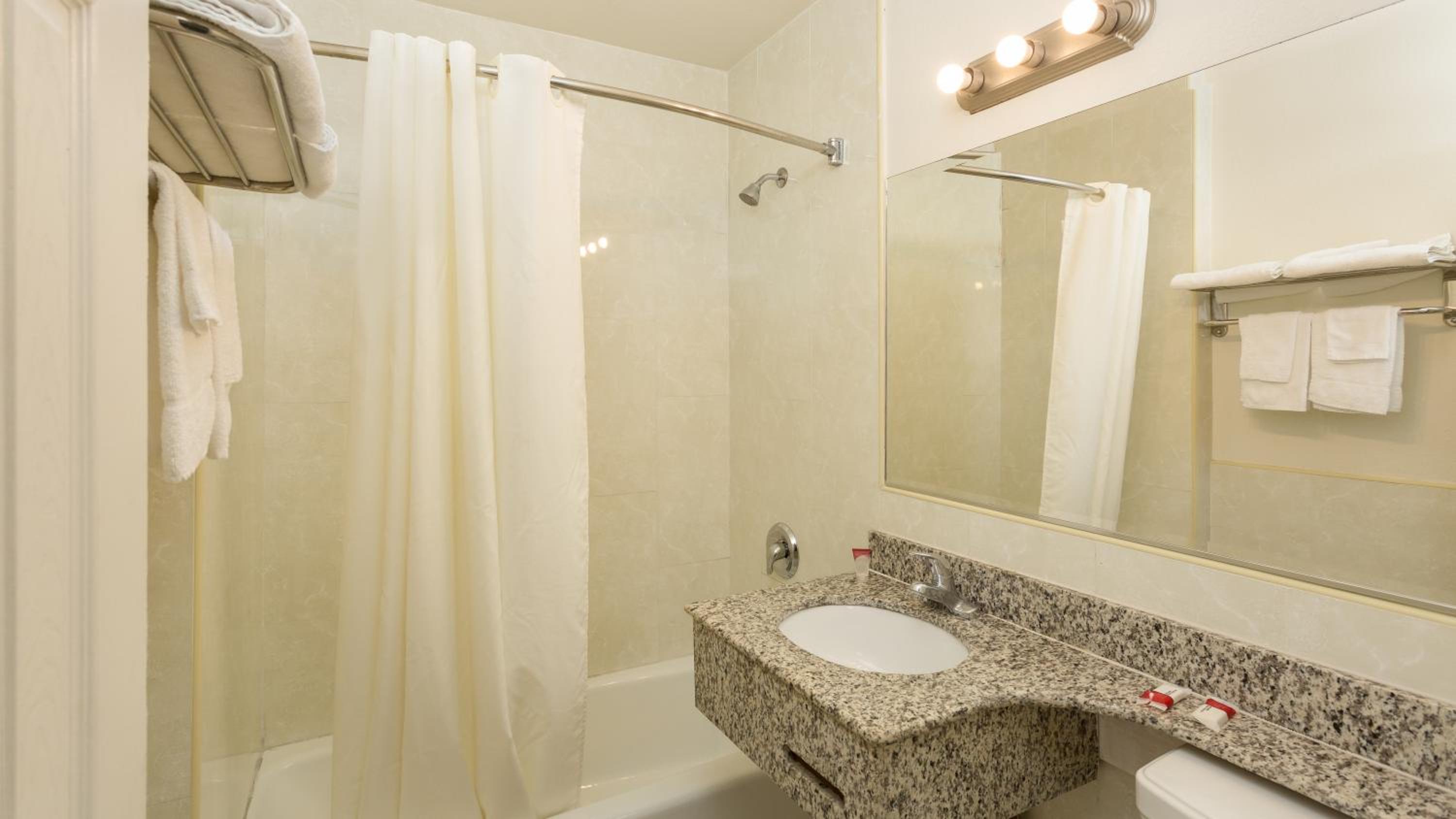 Orange County/Anaheim Vacations - Harbor Motel - Property Image 10
