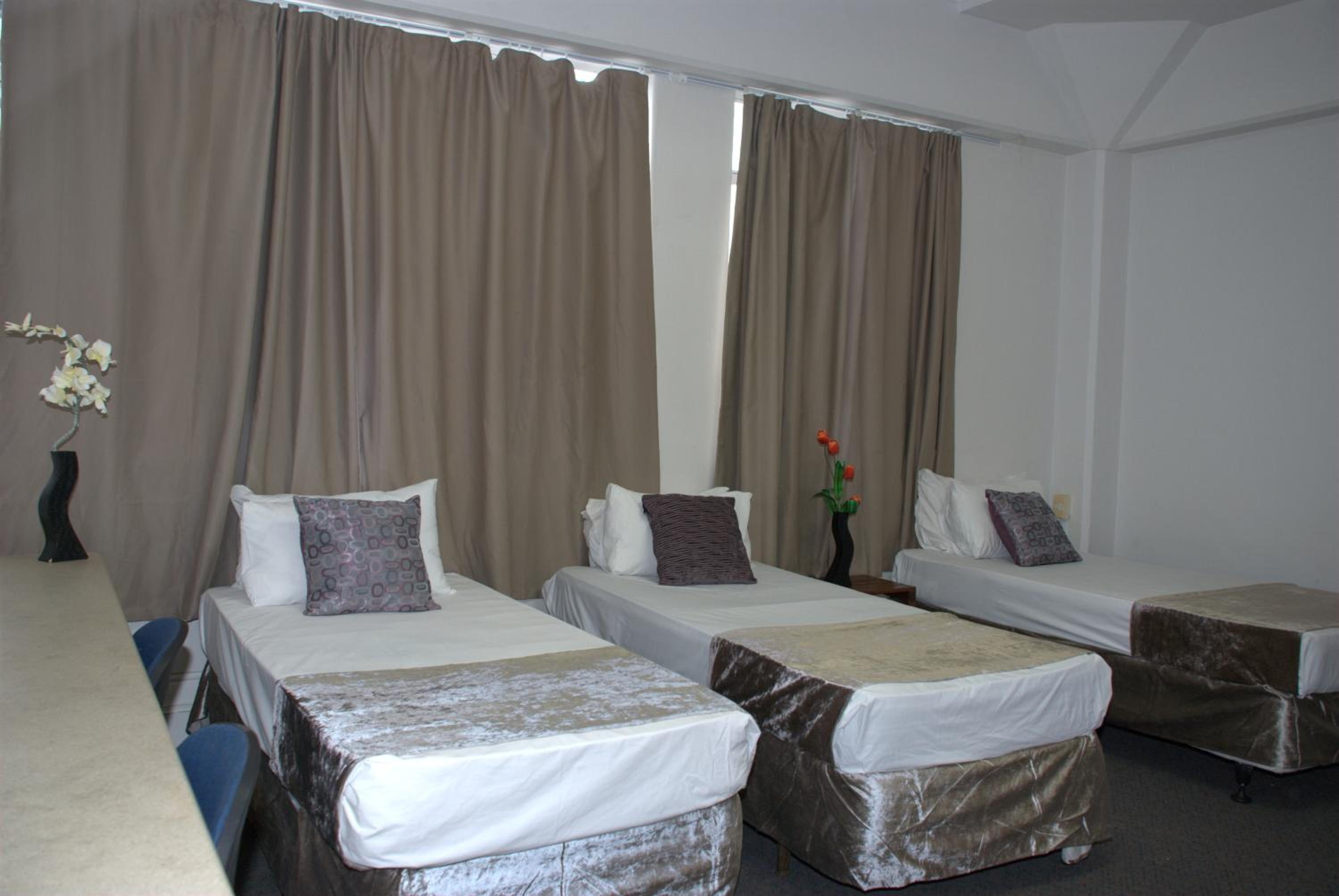 Hamilton City Inn
