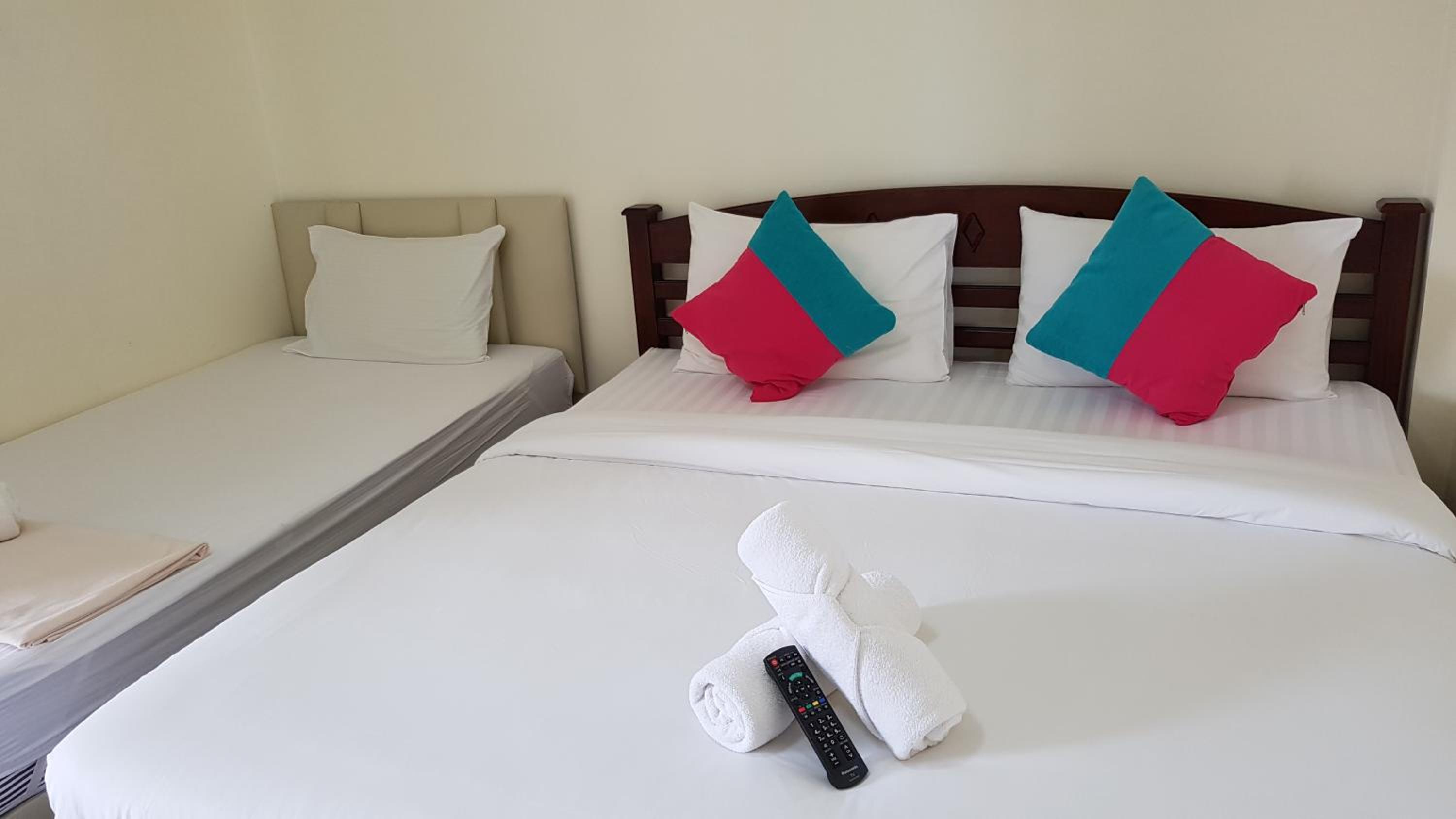 Baan Taweesuk Guest House