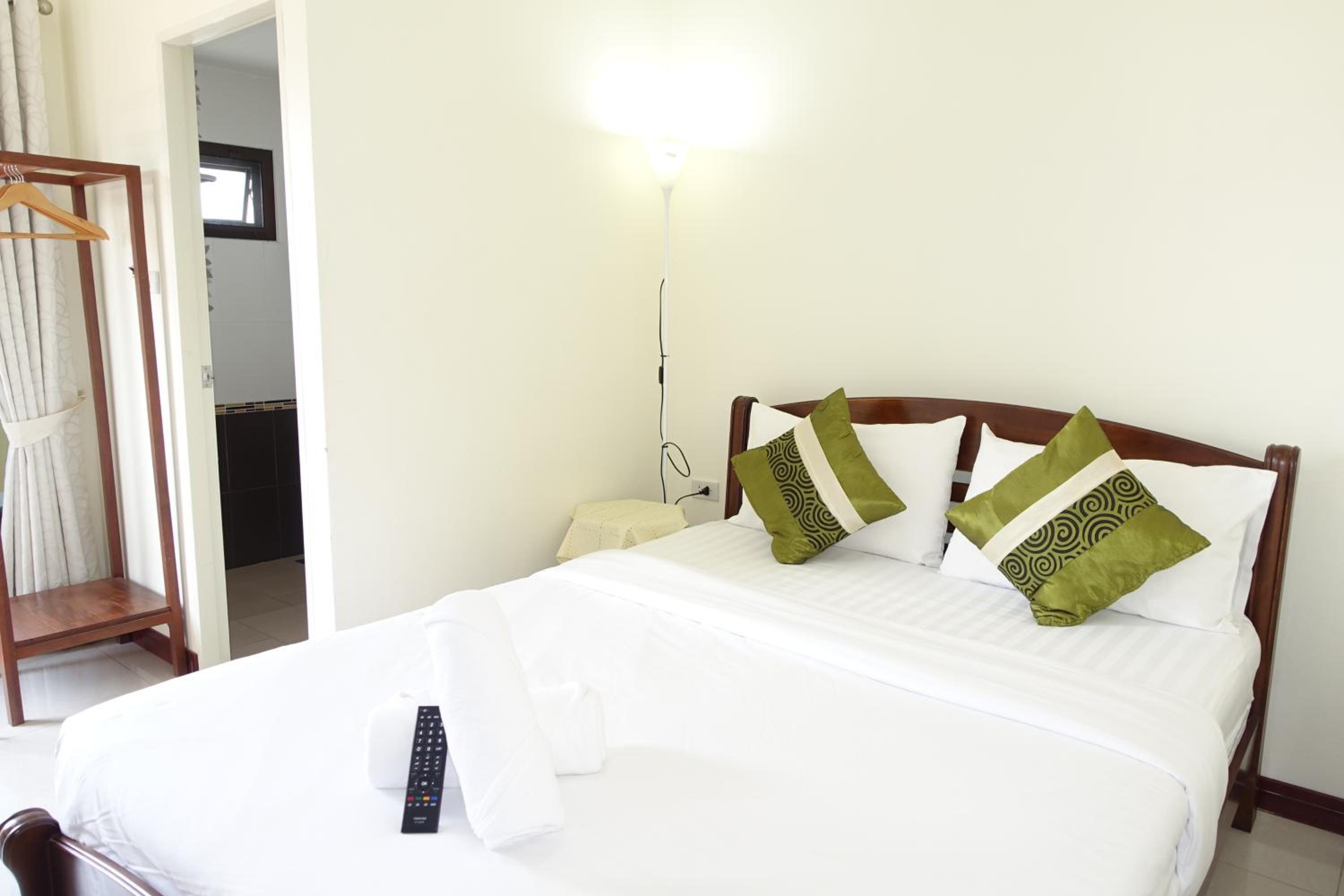 Baan Taweesuk Guest House