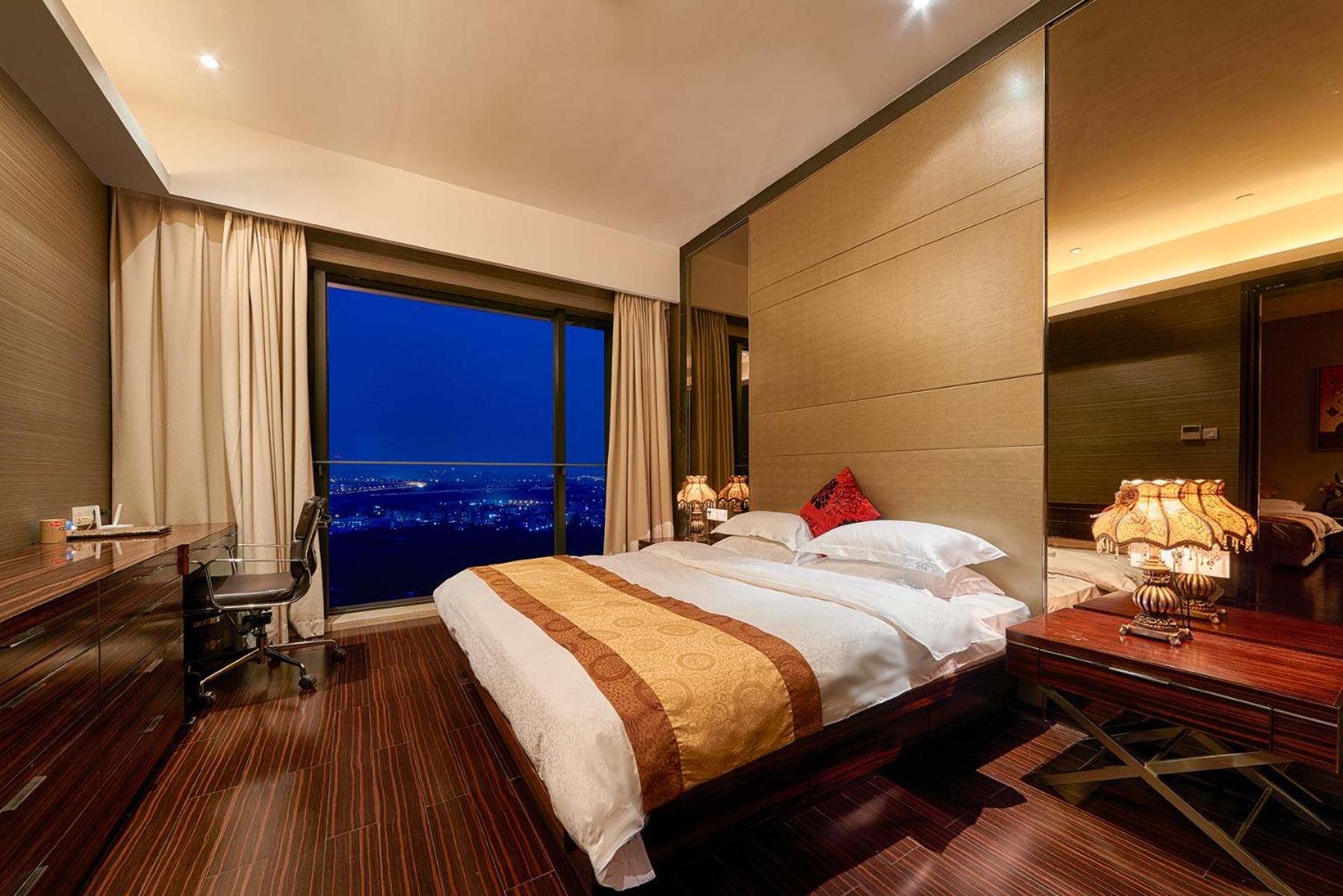 HeeFun Apartment GZ -Poly World Trading Center