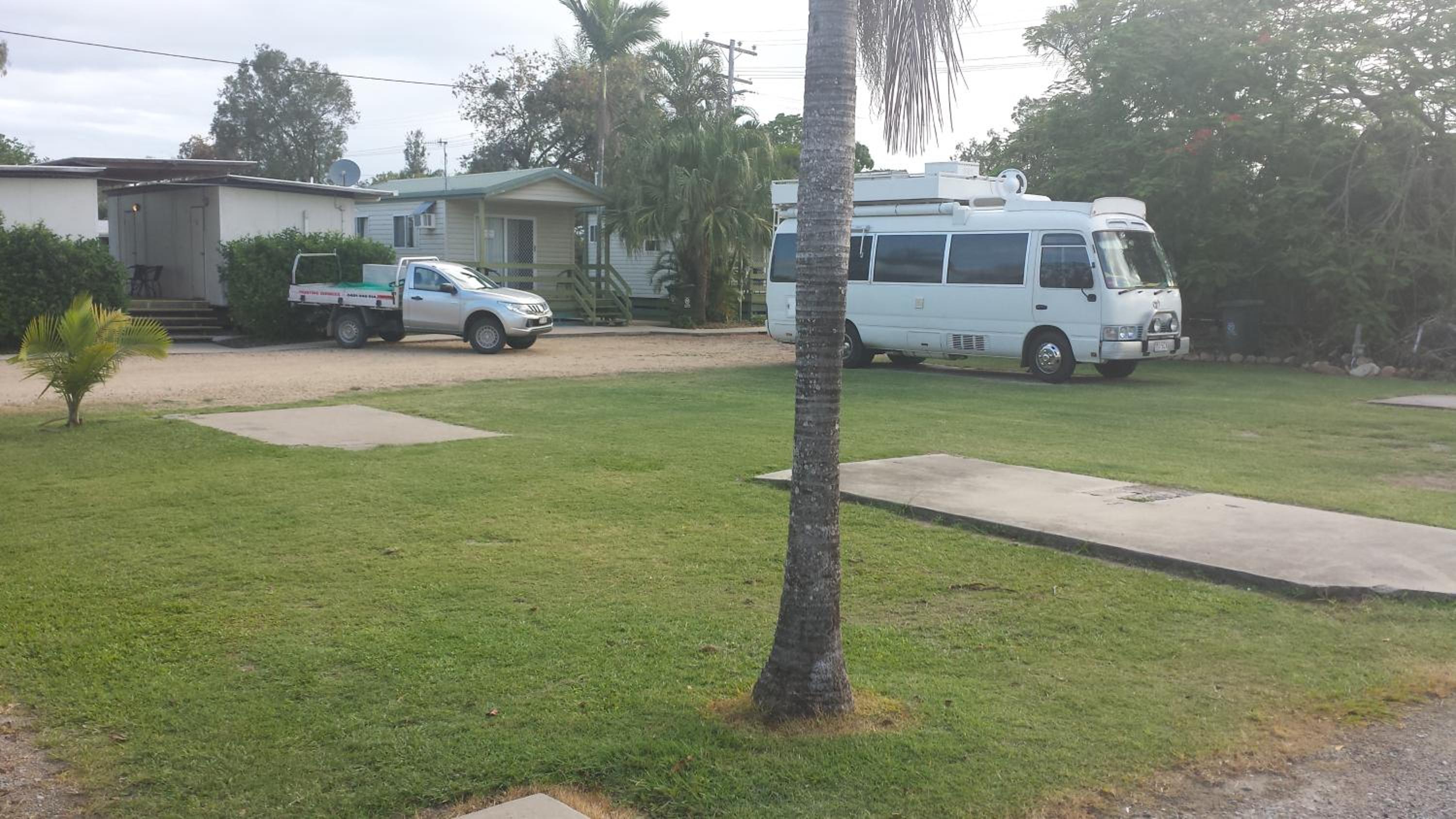 Bushchooks Travellers Village