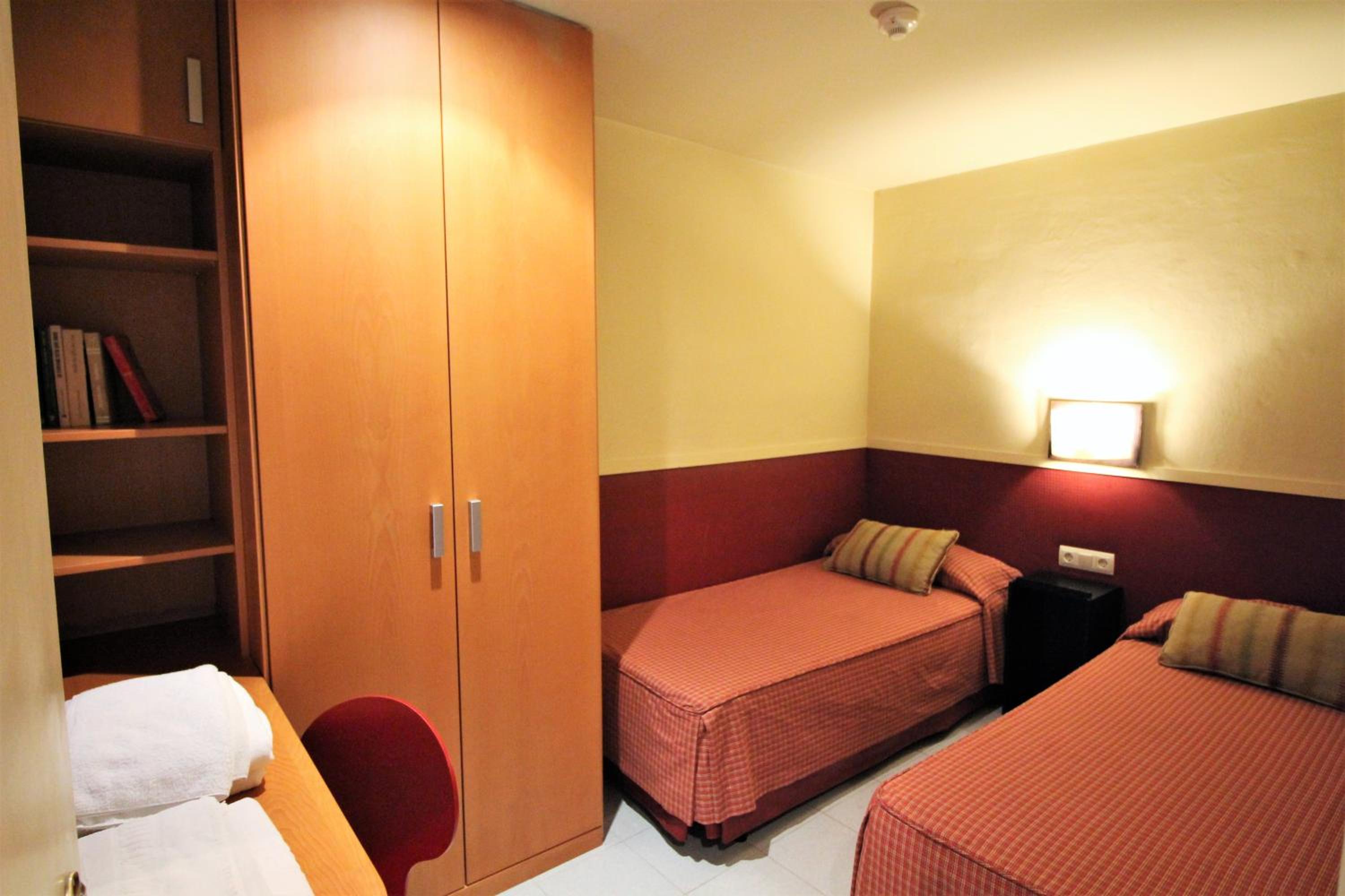 Apartaments Sant Jordi Girona 97