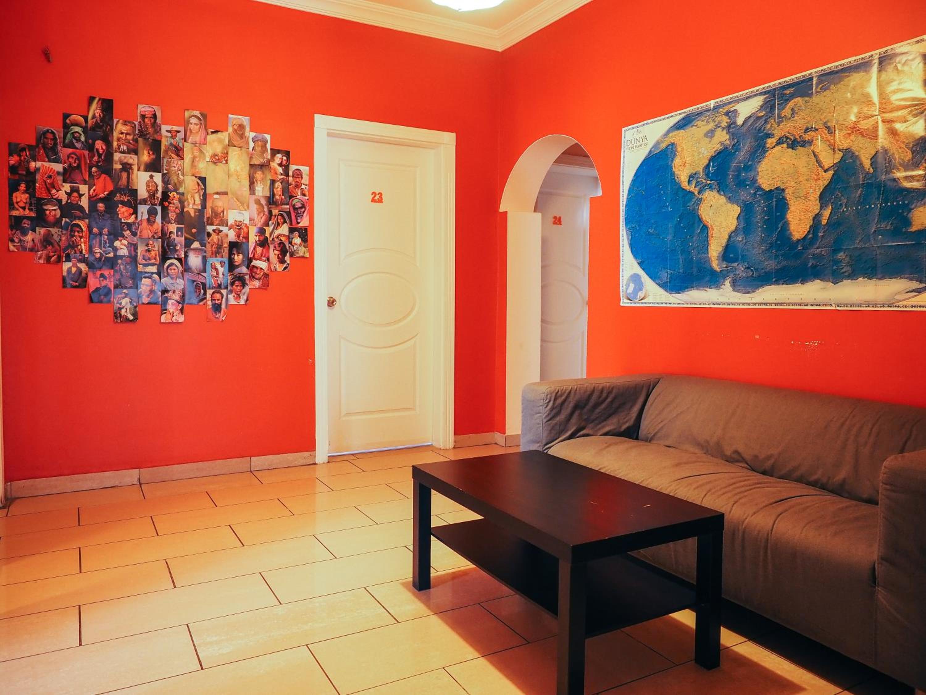 Deeps Hostel Ankara - Image 15