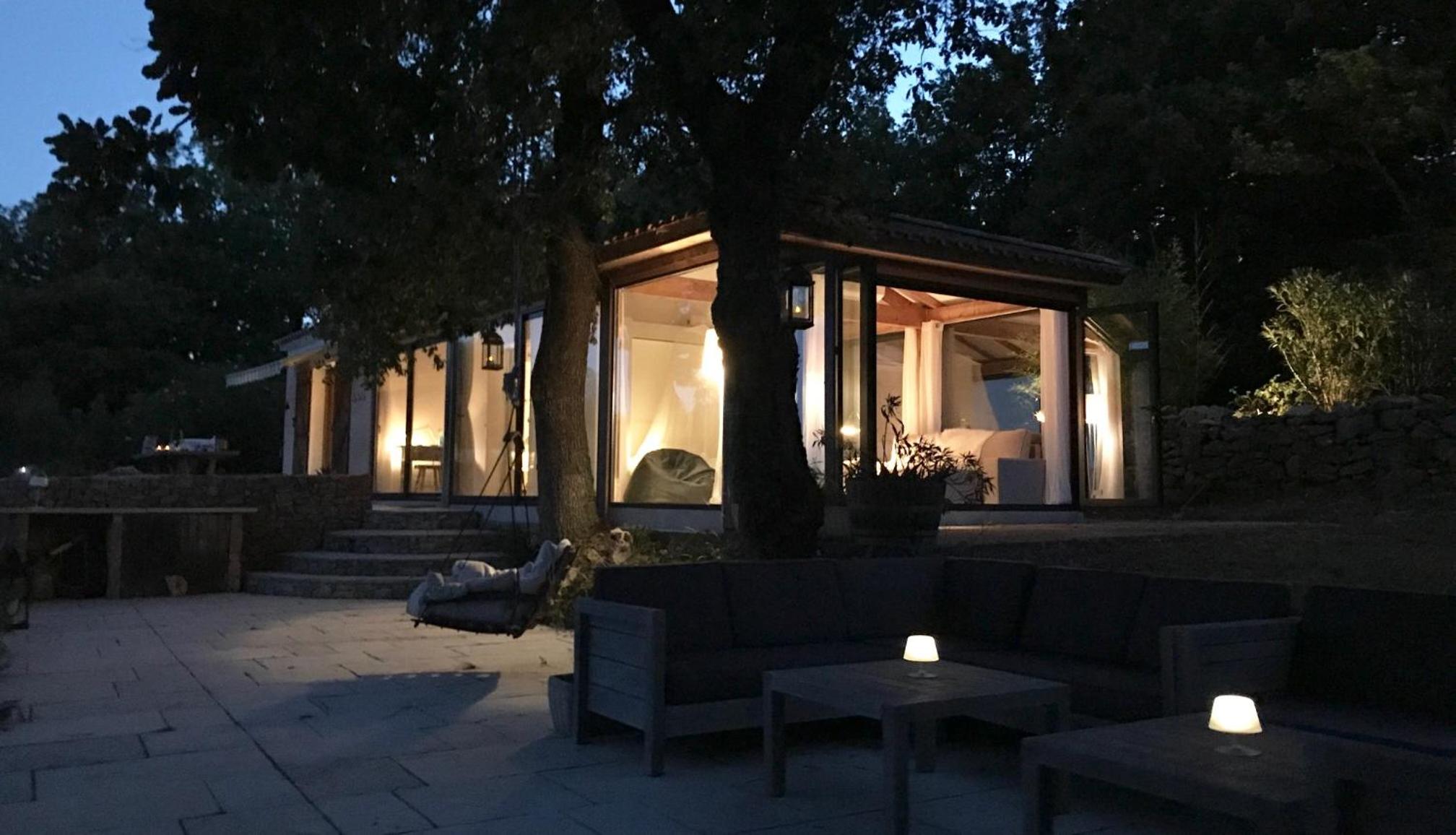 Wild Boar Mountain, Luxury Escape & Stunning Views!, photo 11