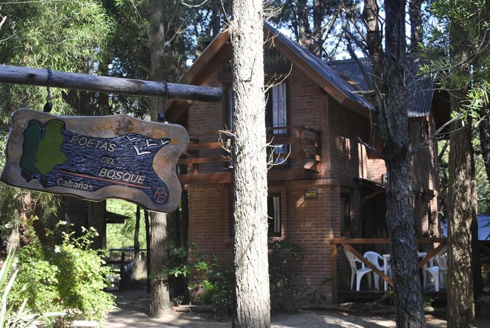 Cabañas Poetas del Bosque
