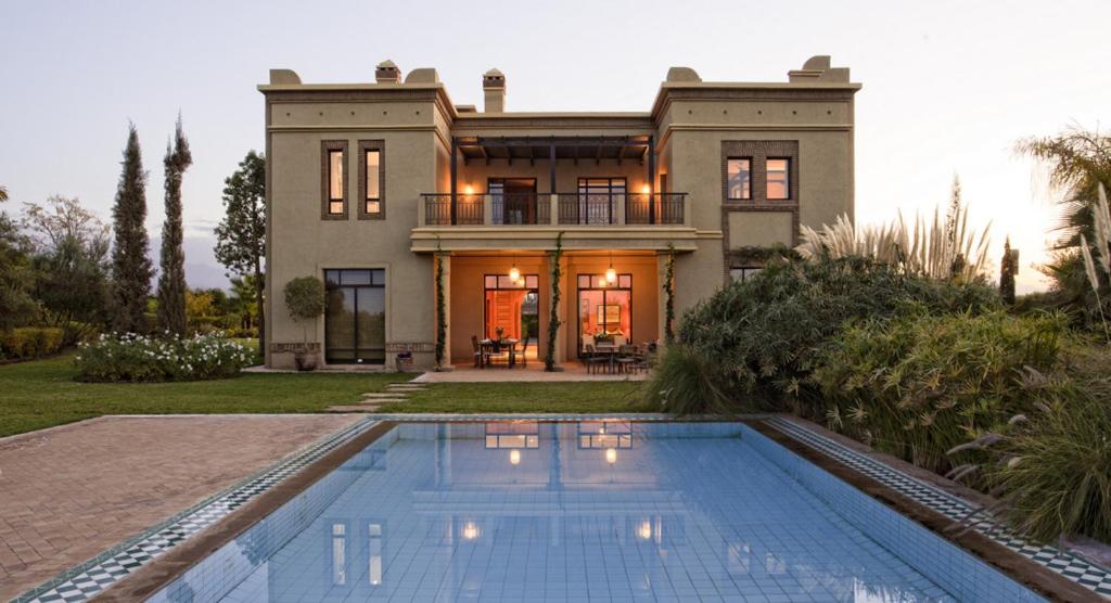 Villa de Luxe avec Piscine Privée et Golf view 2