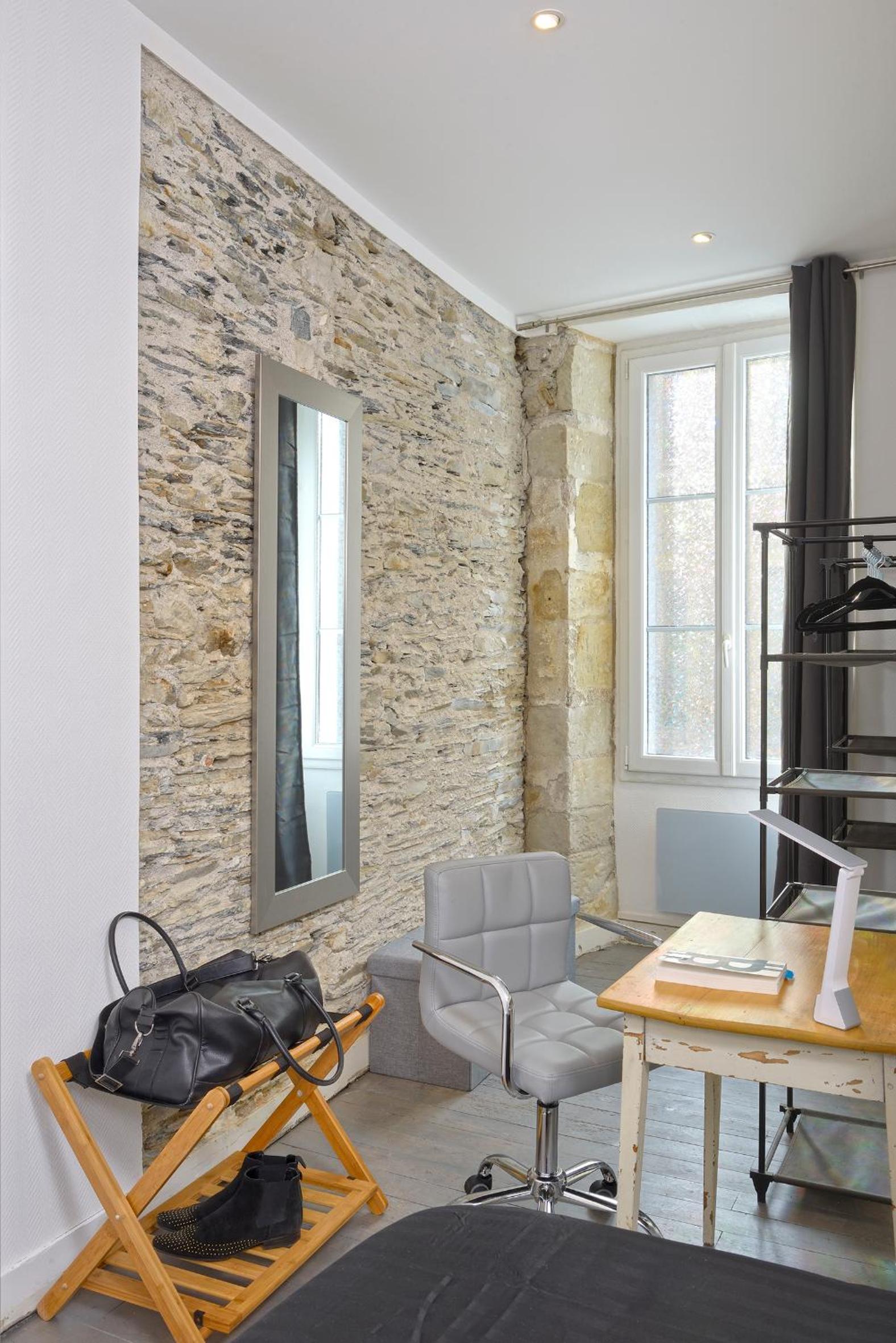 Crypto Prestige - Gare et Centre - Studio et T3 view 3