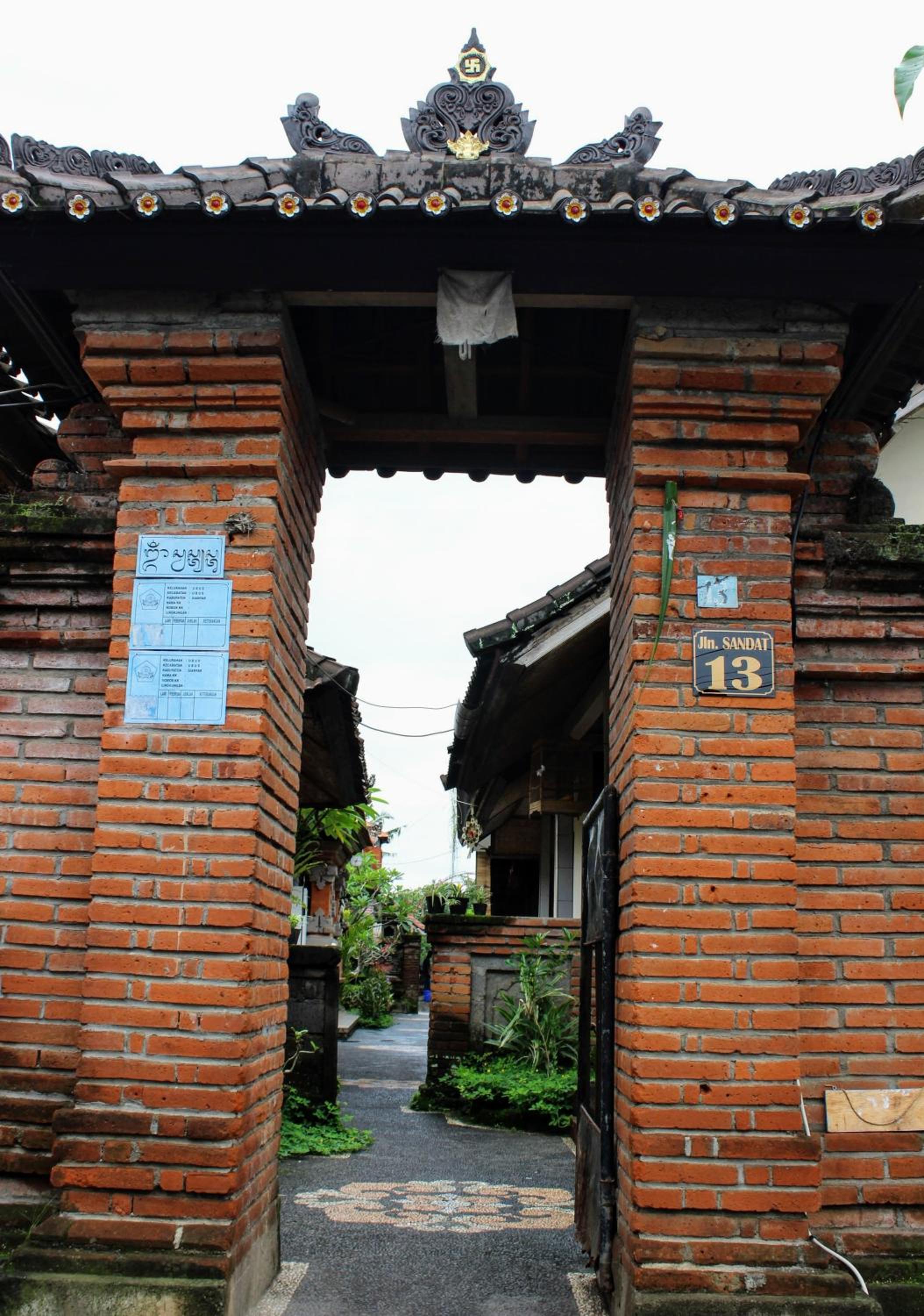 Zimong House