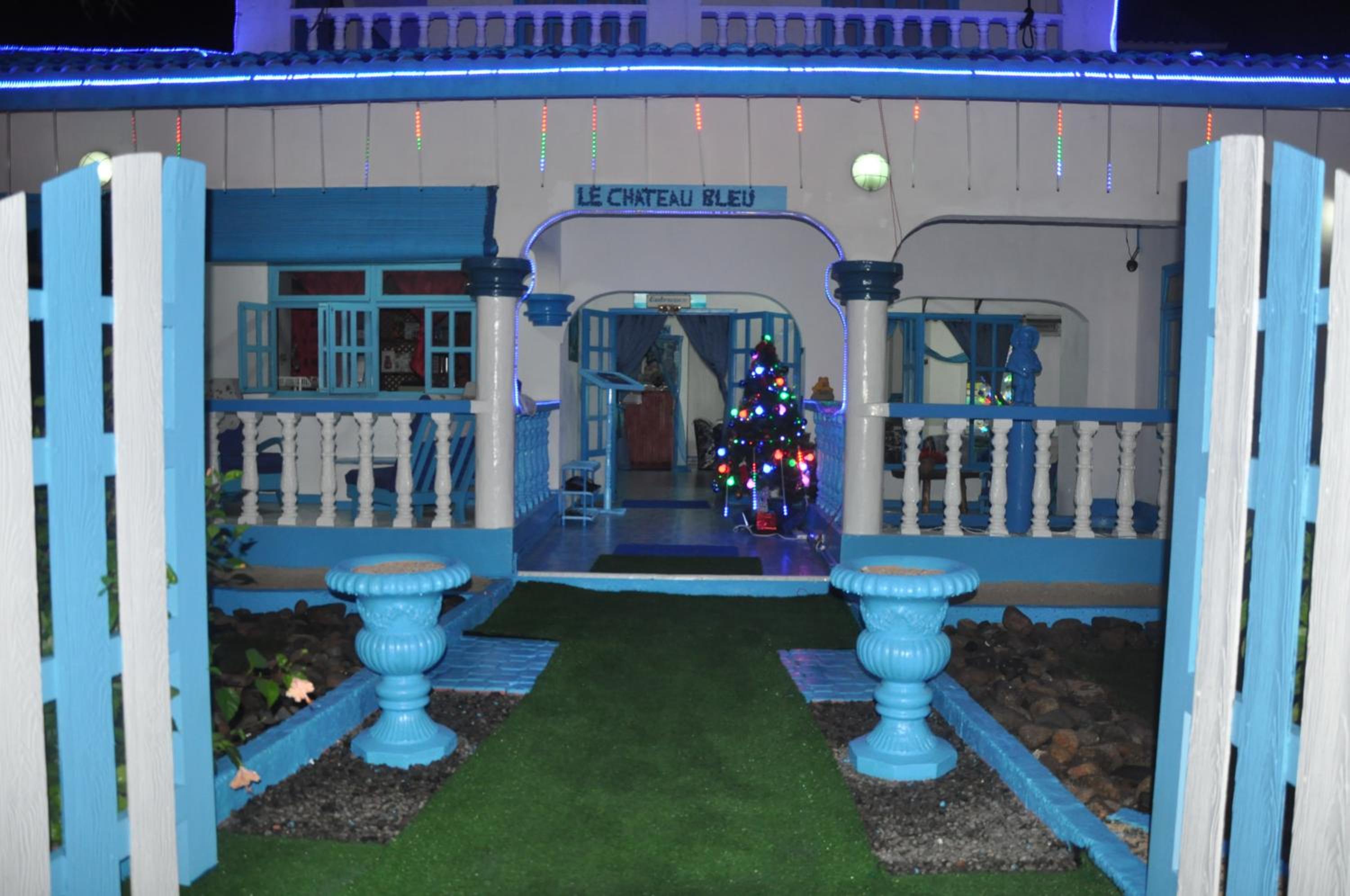 Le Chateau Bleu