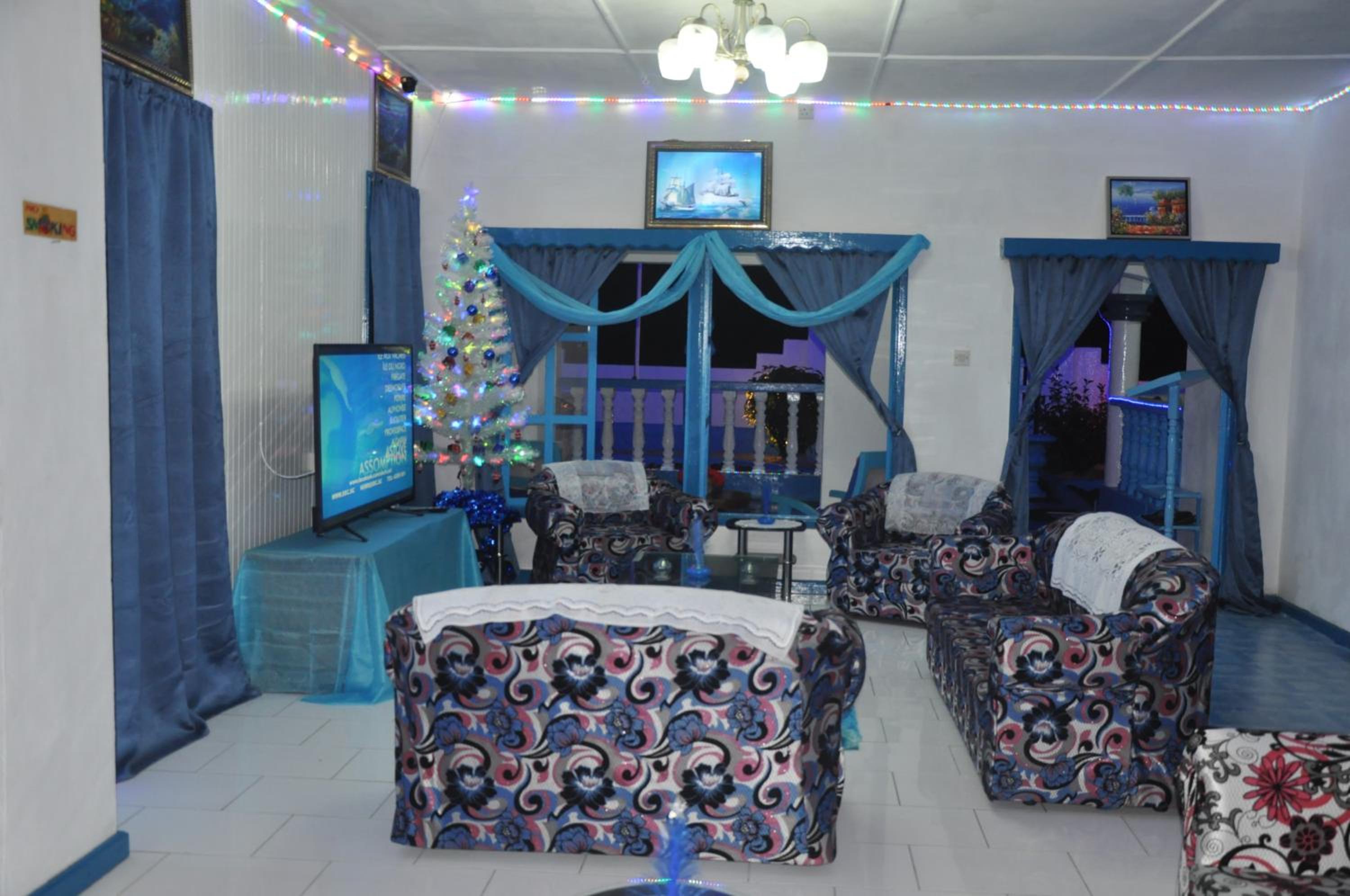 Le Chateau Bleu