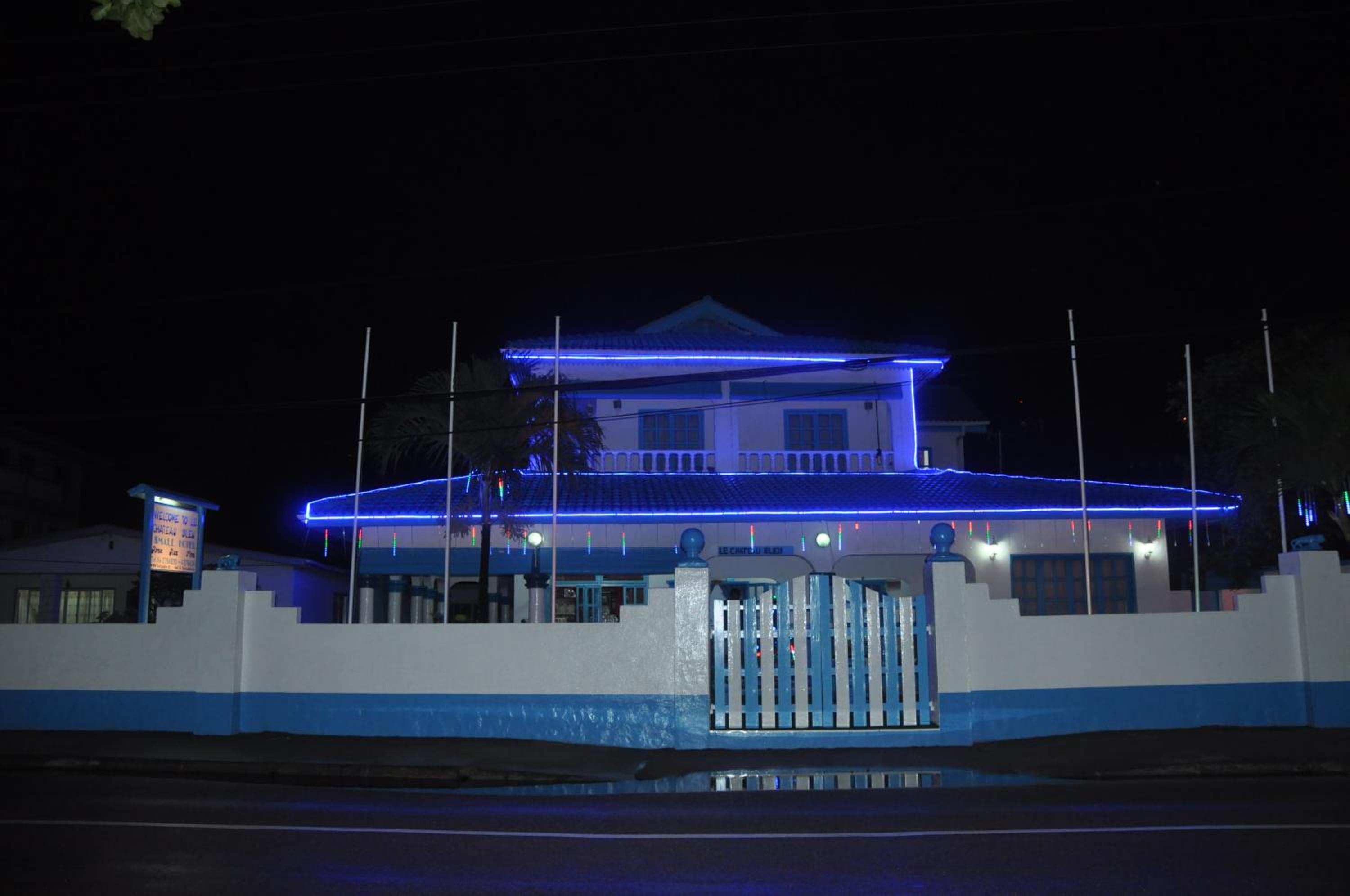 Le Chateau Bleu