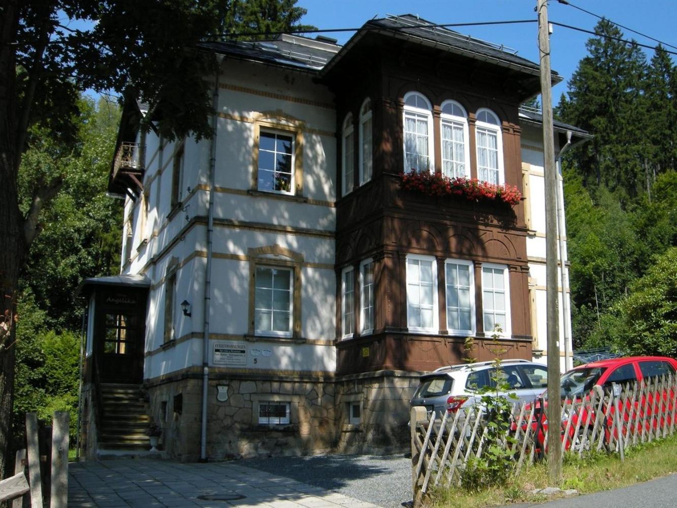 Photo 23