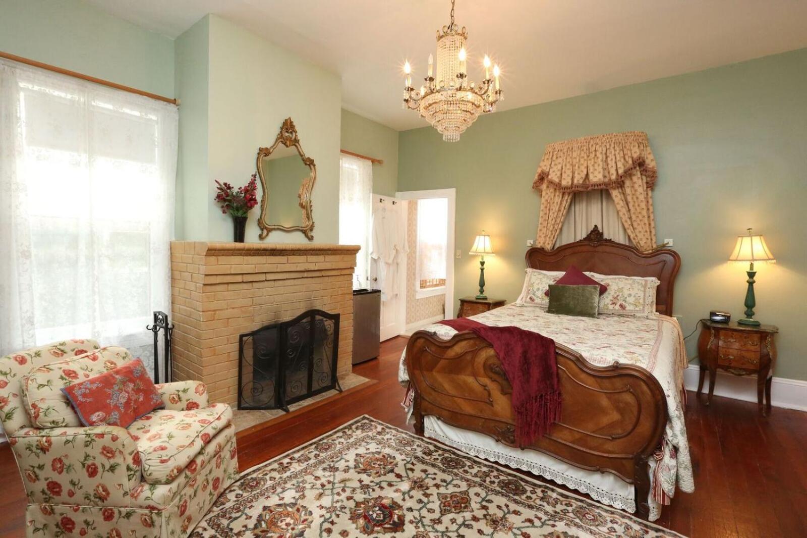 Historic Sevilla House (Adults only)