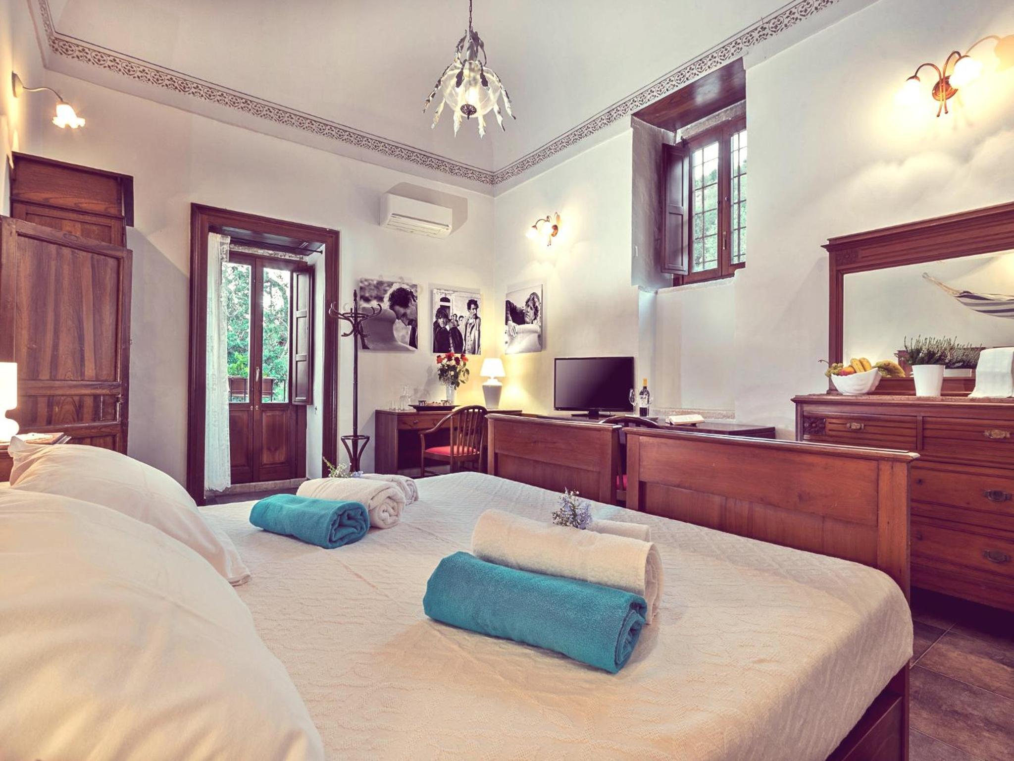 Baglio Fasana whole property